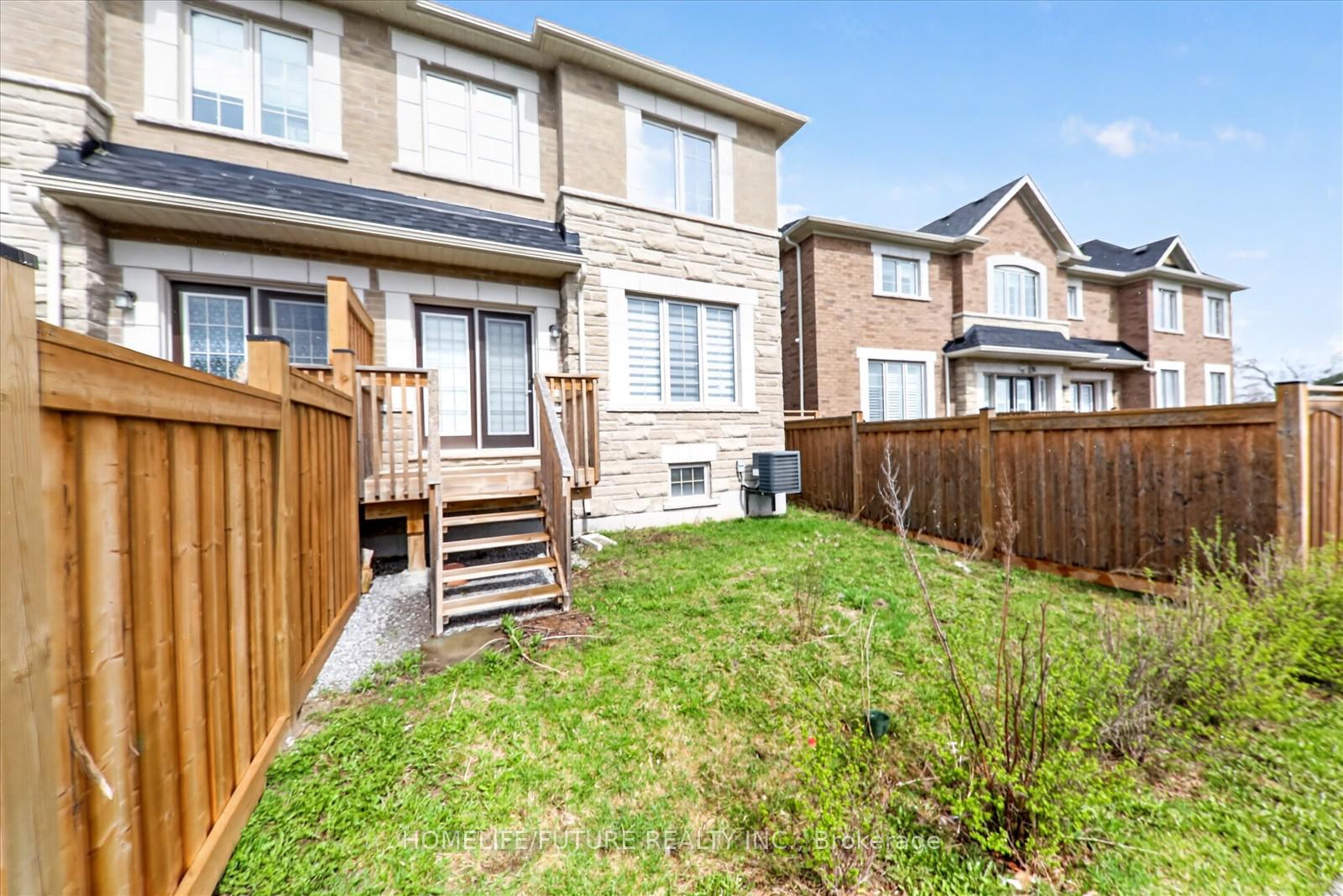 Photo 32 of 6 Ryler Way, Markham, Cedarwood — HOMEH