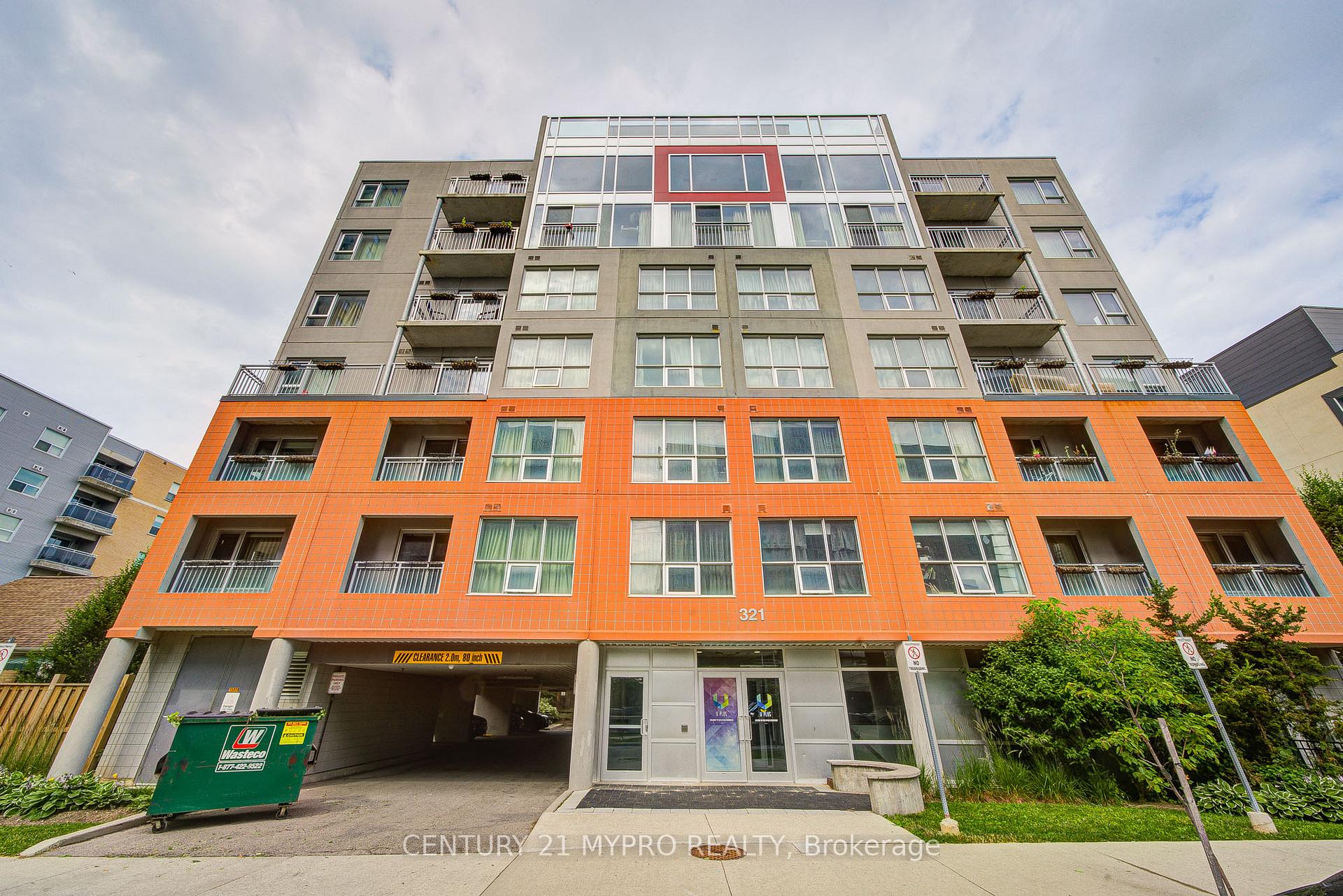 Photo of Unit 710, 321 Spruce Street