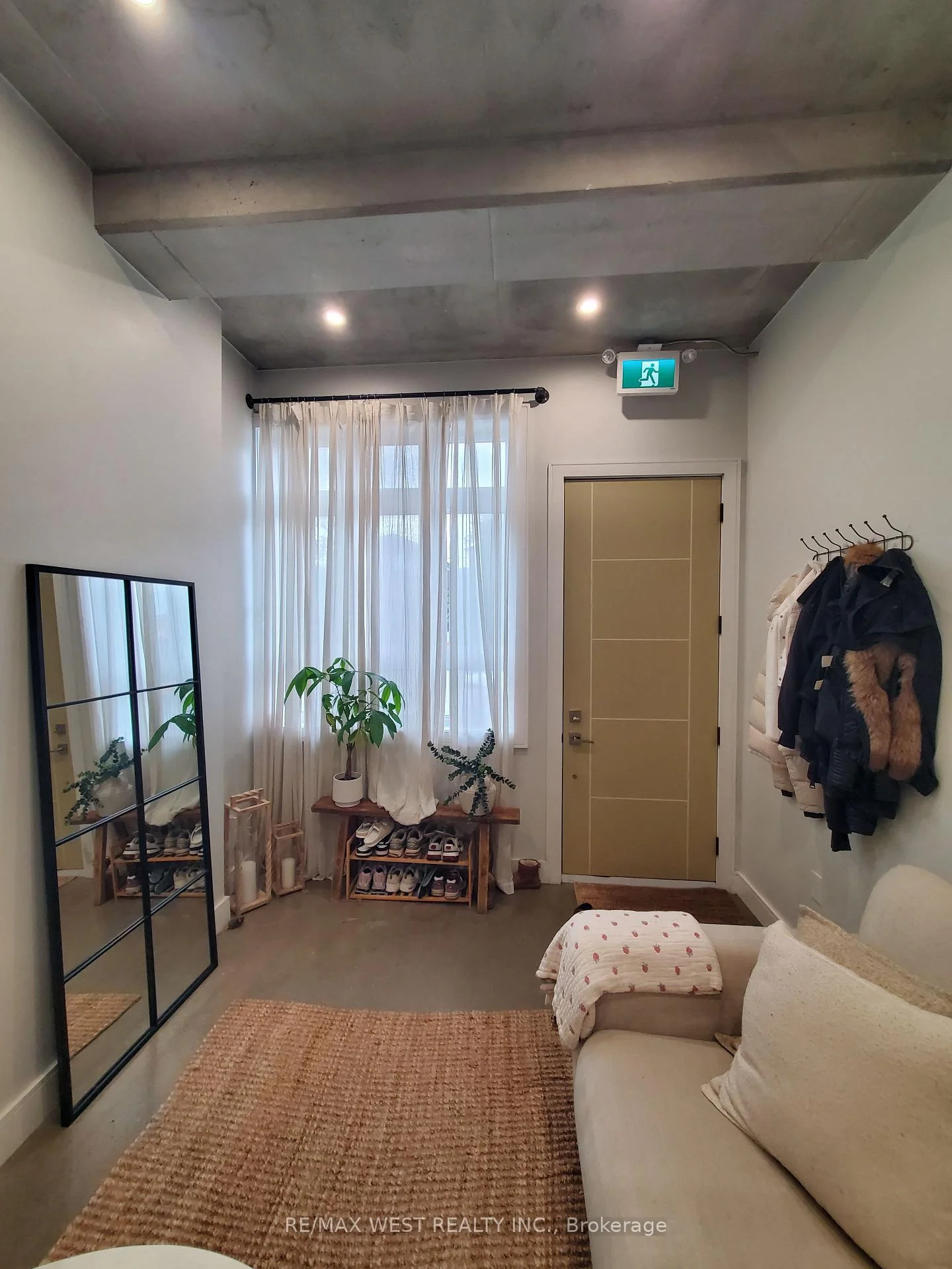 Photo 5 of Unit 4, 1745 Keele Street, Toronto, Keelesdale-Eglinton West — HOMEH
