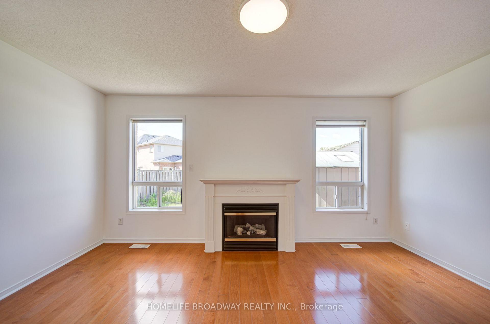 Photo 21 of 16 Raymond Bartlett Avenue, Markham, Village Green-South Unionville — HOMEH