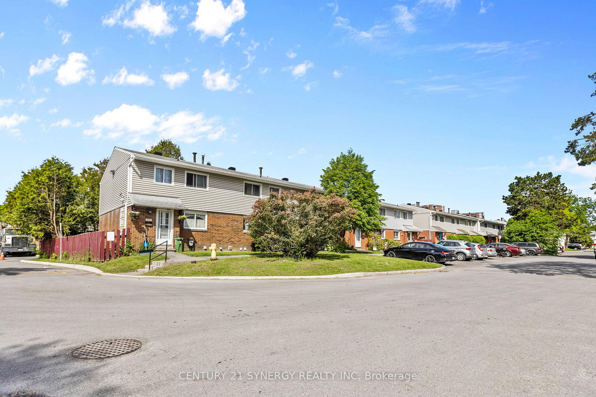 Photo 3 of Unit C, 1472 Heatherington Road, Ottawa, Heron Gate/Industrial Park — HOMEH