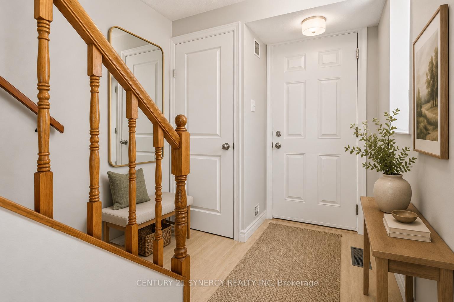 Photo 4 of Unit C, 1472 Heatherington Road, Ottawa, Heron Gate/Industrial Park — HOMEH