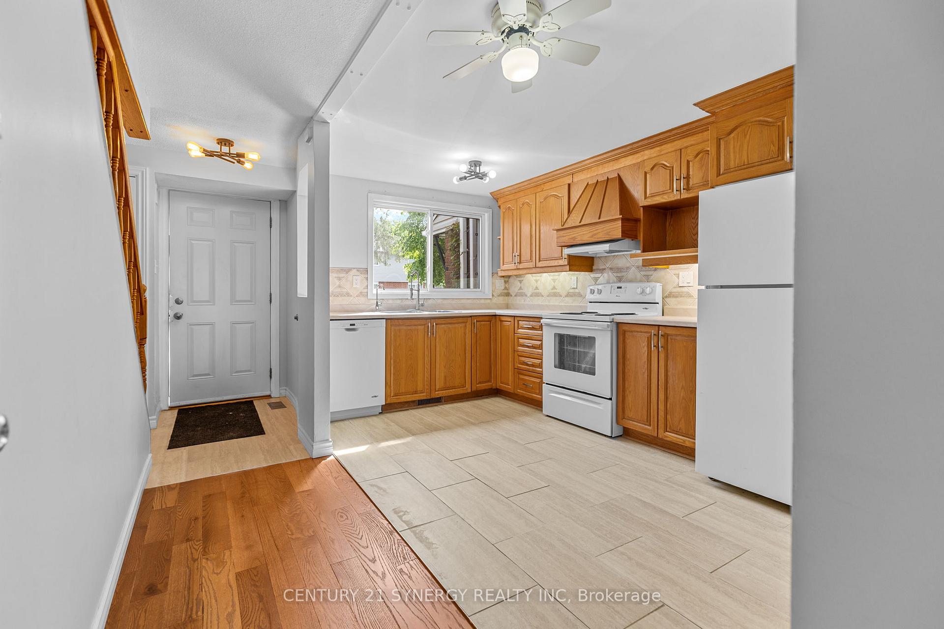 Photo 7 of Unit C, 1472 Heatherington Road, Ottawa, Heron Gate/Industrial Park — HOMEH