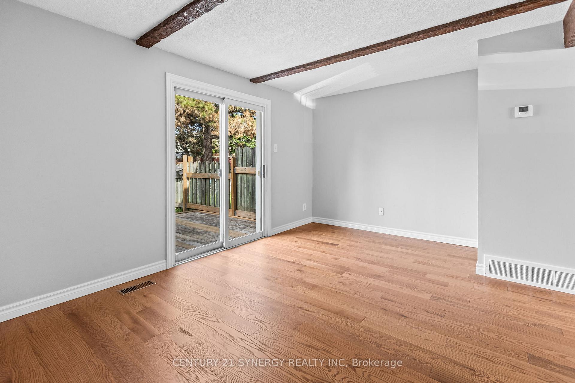 Photo 12 of Unit C, 1472 Heatherington Road, Ottawa, Heron Gate/Industrial Park — HOMEH