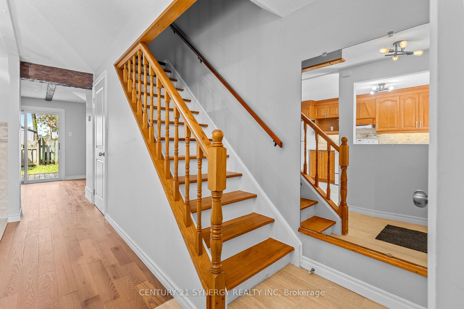Photo 14 of Unit C, 1472 Heatherington Road, Ottawa, Heron Gate/Industrial Park — HOMEH