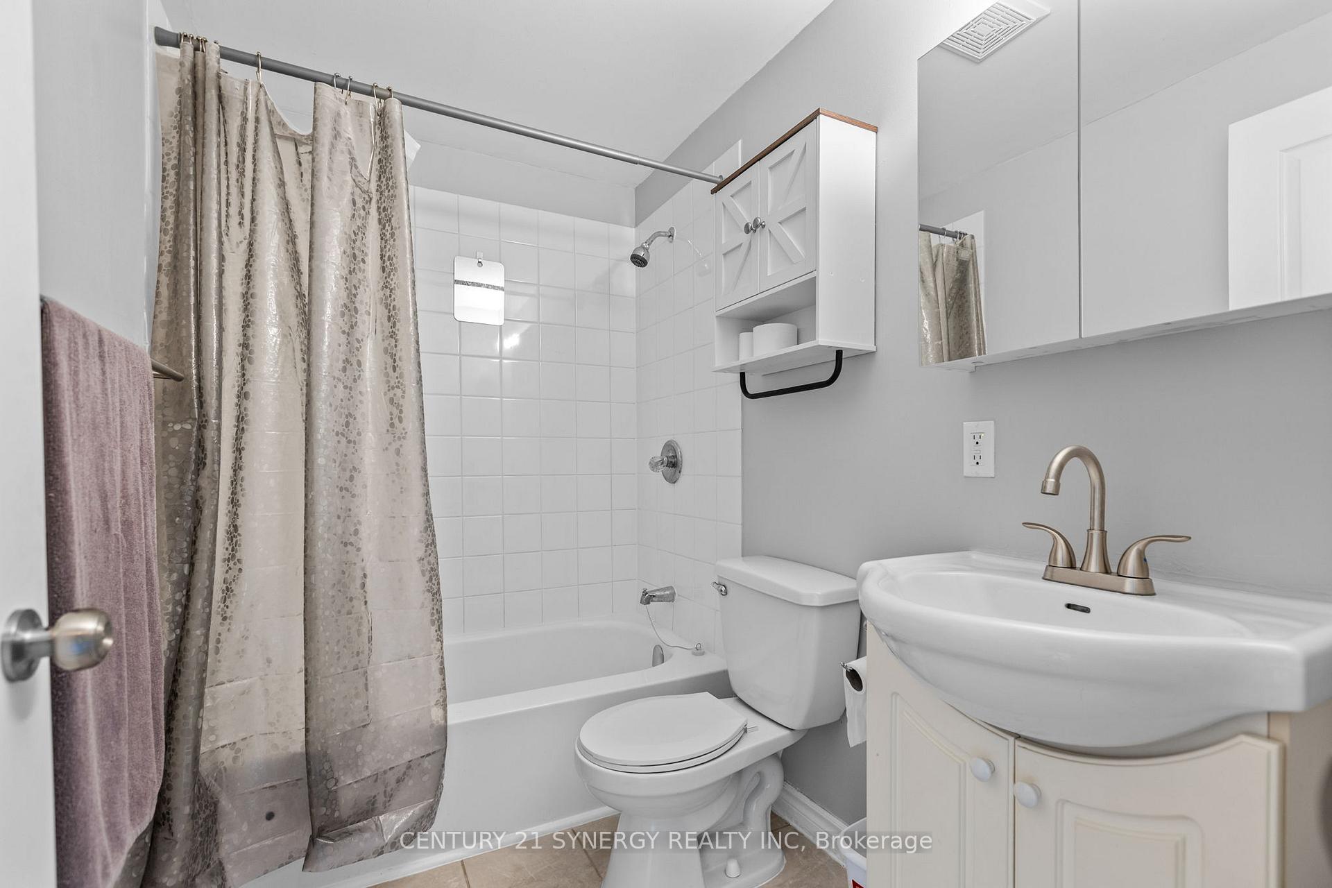 Photo 21 of Unit C, 1472 Heatherington Road, Ottawa, Heron Gate/Industrial Park — HOMEH
