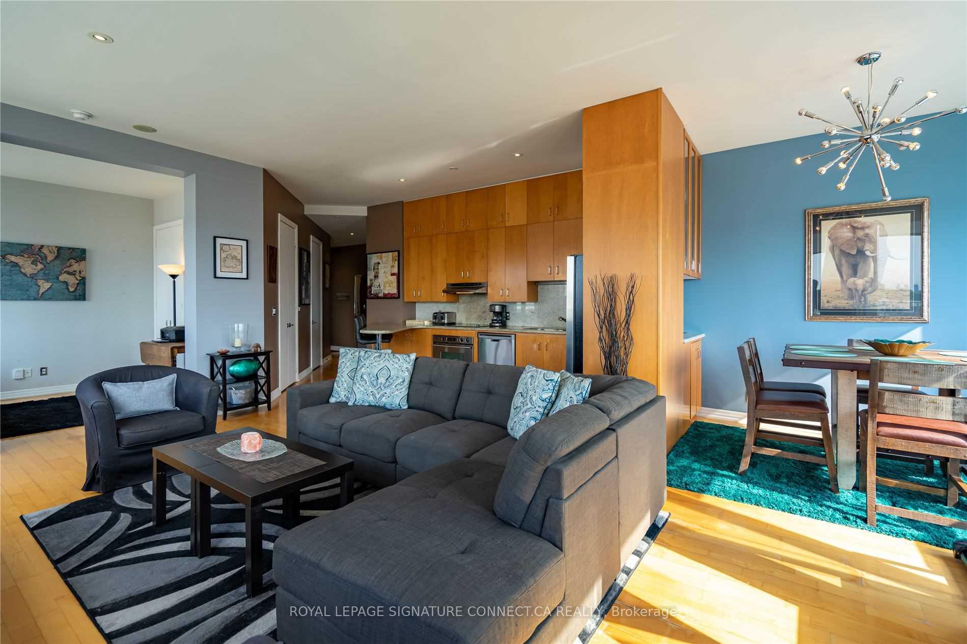 Photo 3 of Unit 605, 797 Don Mills Road, Toronto, Flemingdon Park — HOMEH