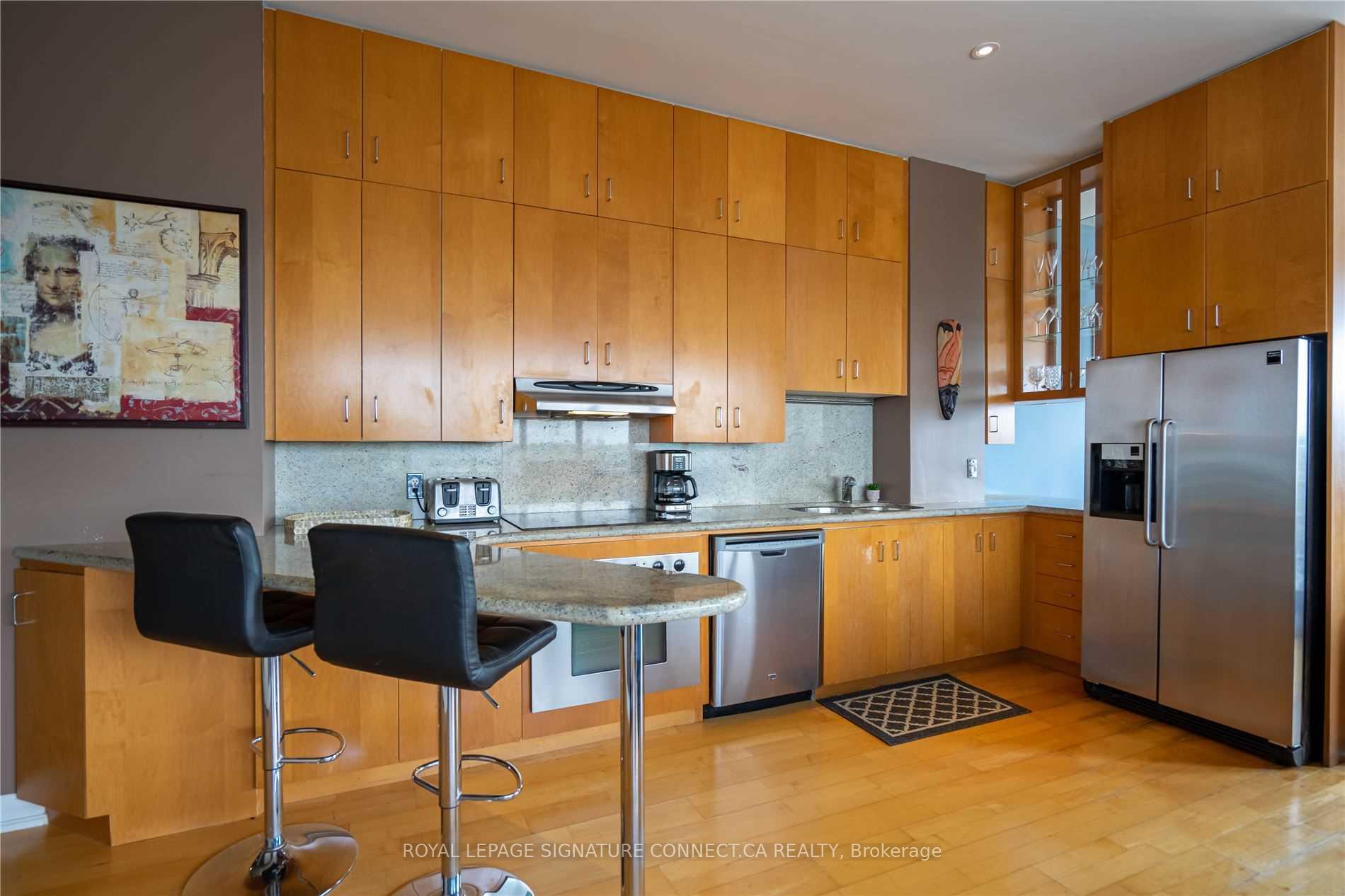 Photo 4 of Unit 605, 797 Don Mills Road, Toronto, Flemingdon Park — HOMEH