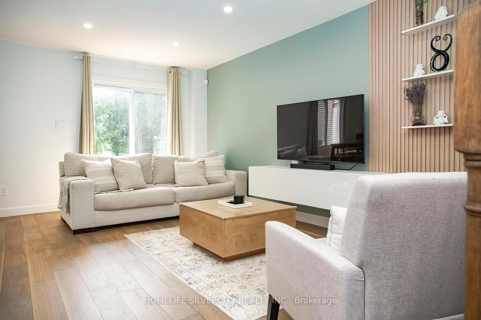 Photo 8 of 21 Mitchell Avenue, Brampton, Heart Lake West — HOMEH