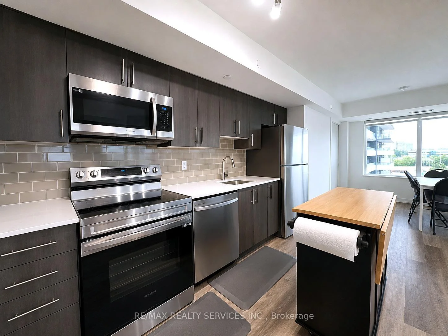 Photo 15 of 1480 Bayly Street, Pickering, Bay Ridges — HOMEH