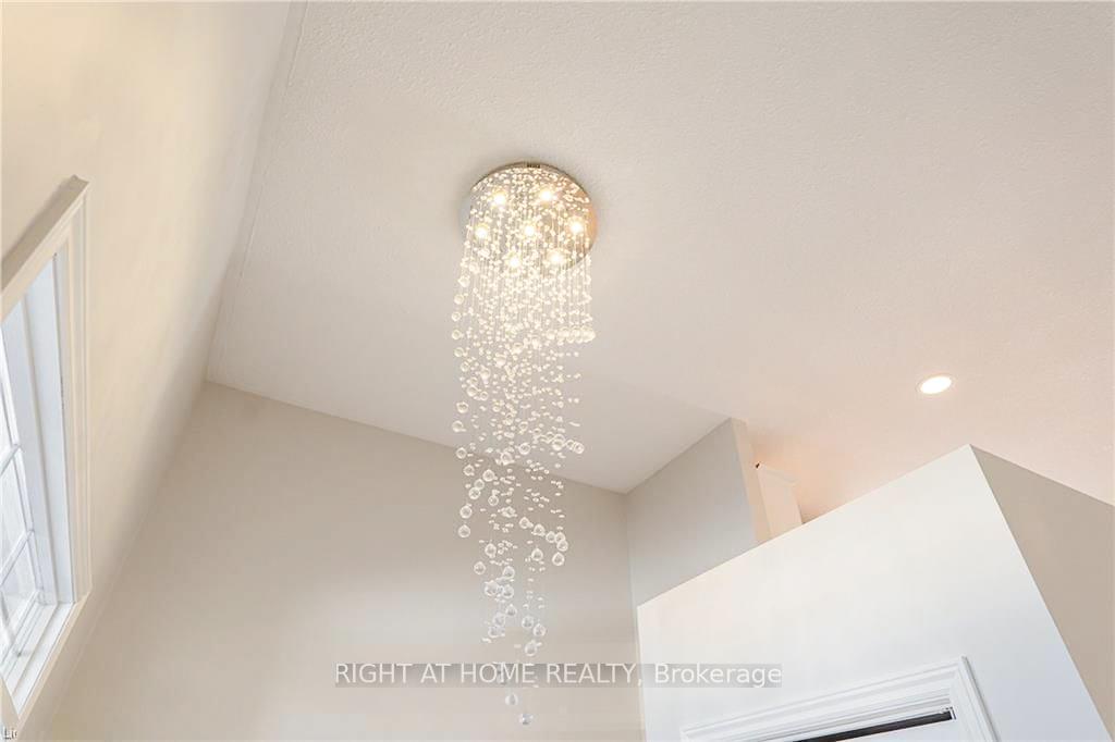 Photo 5 of 5524 Fraser Street, Niagara Falls, Cherrywood — HOMEH