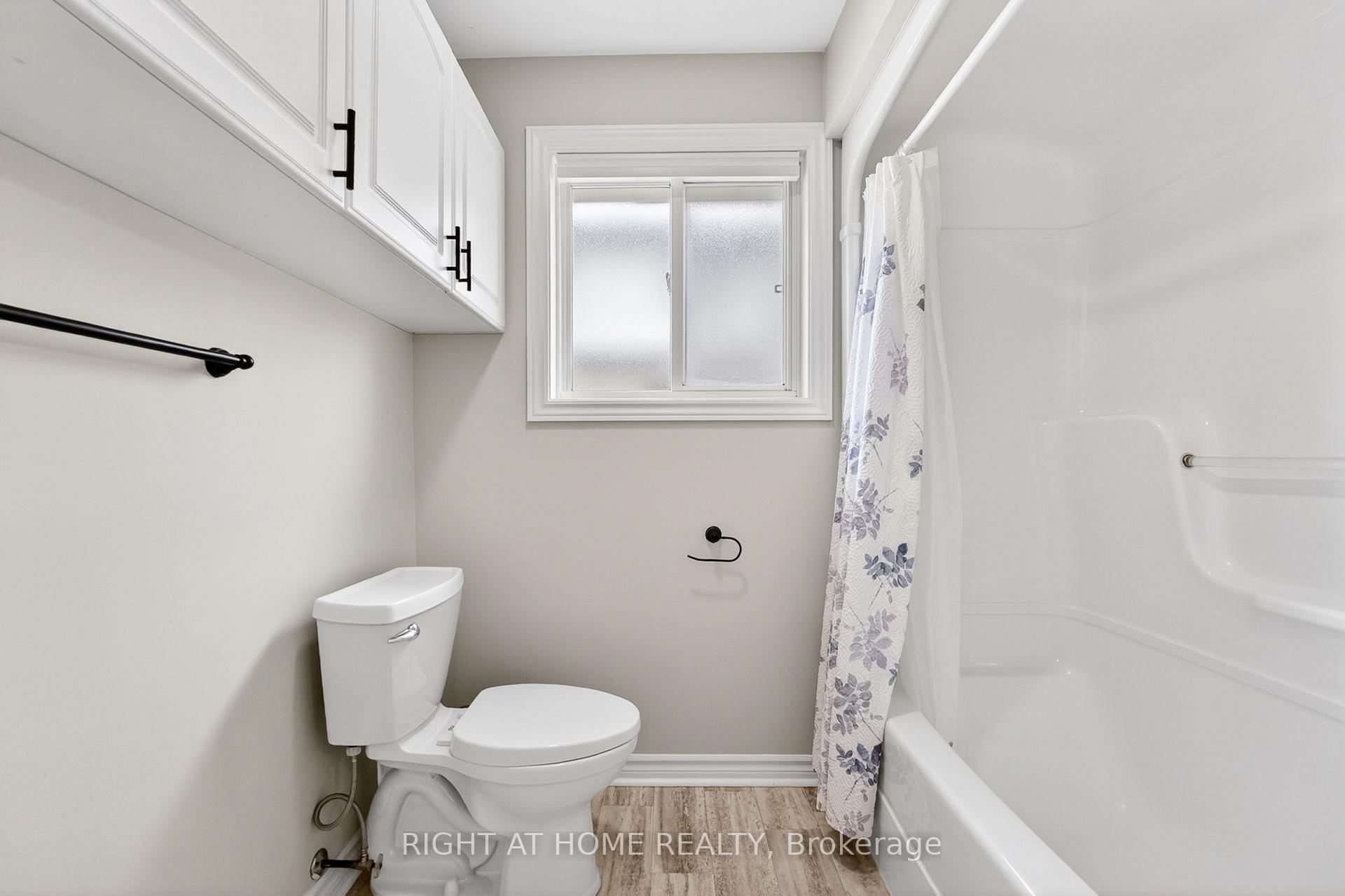 Photo 21 of 5524 Fraser Street, Niagara Falls, Cherrywood — HOMEH