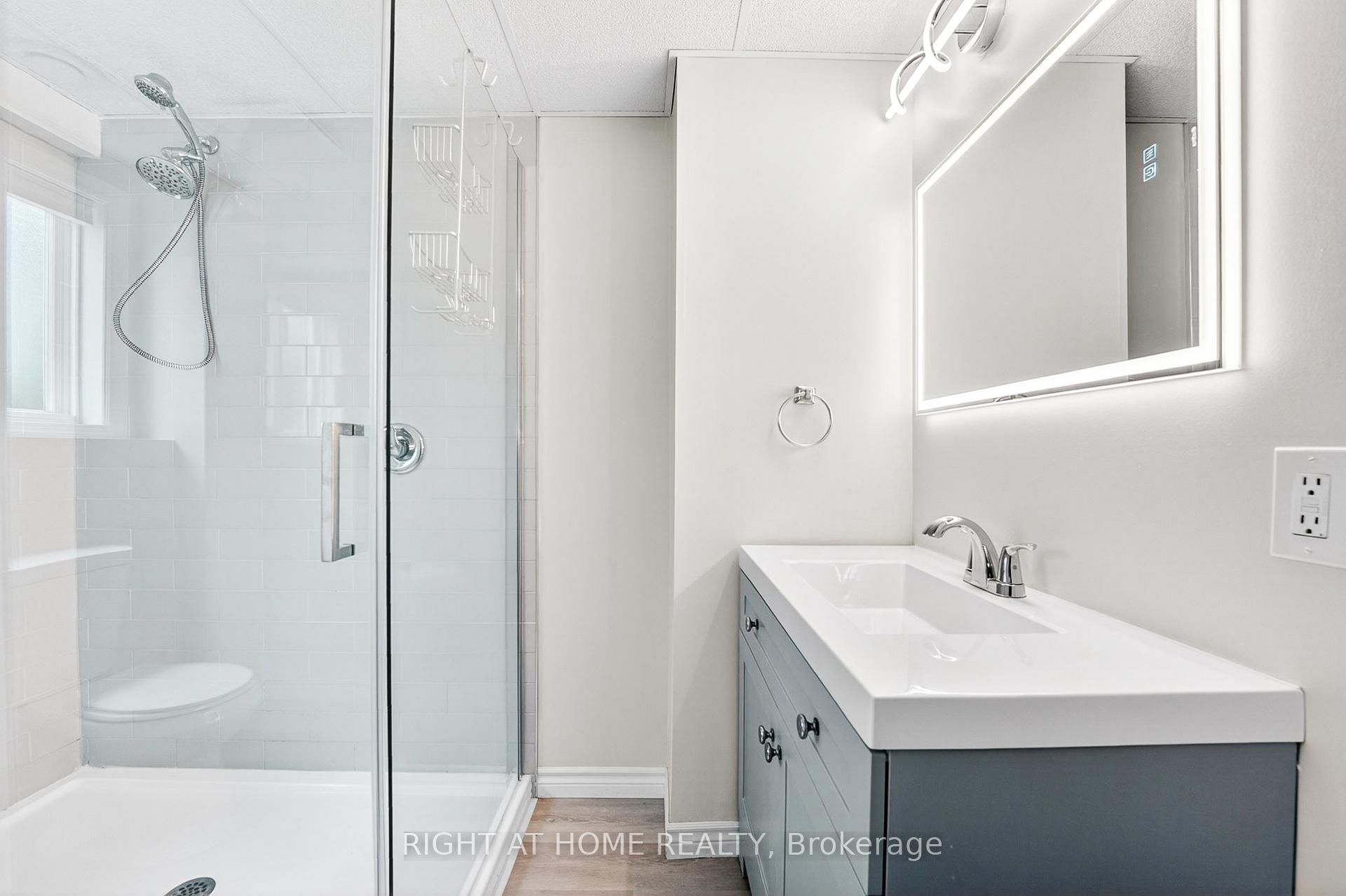 Photo 37 of 5524 Fraser Street, Niagara Falls, Cherrywood — HOMEH