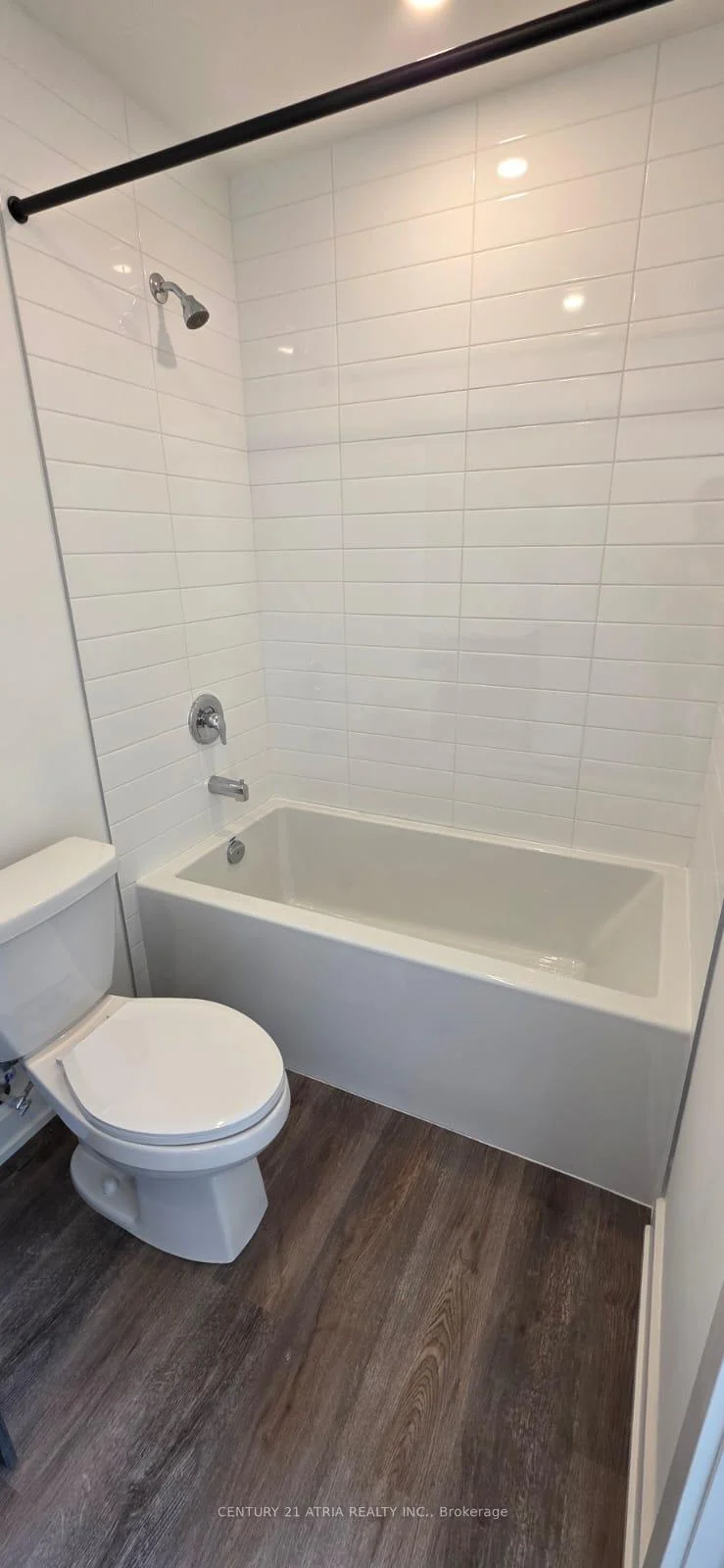 Photo 86 of Unit 406, 2475 Old Bronte Road, Oakville, Westmount — HOMEH