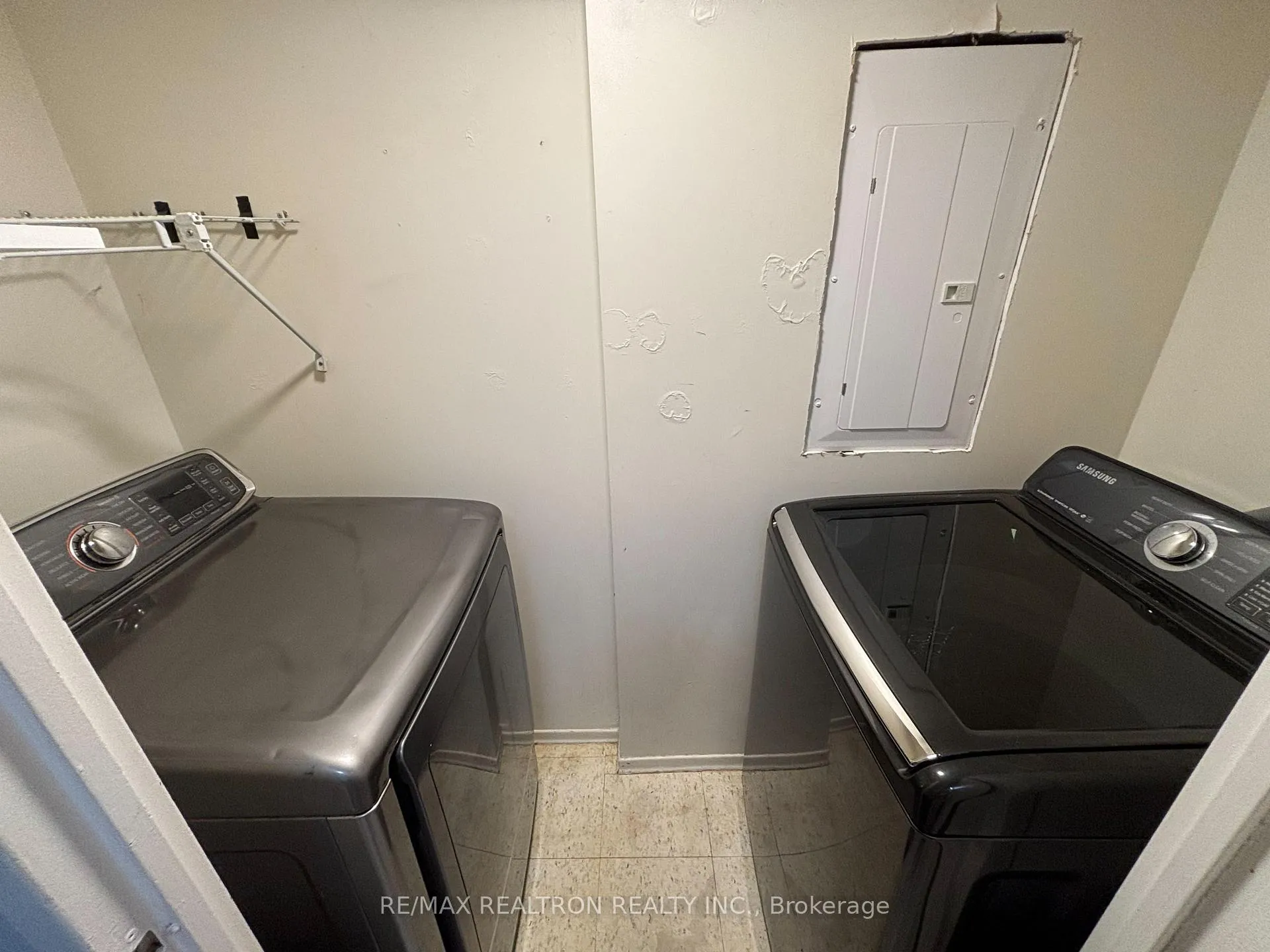 Photo 15 of Unit 405, 1540 Pickering Parkway, Pickering, Town Centre — HOMEH