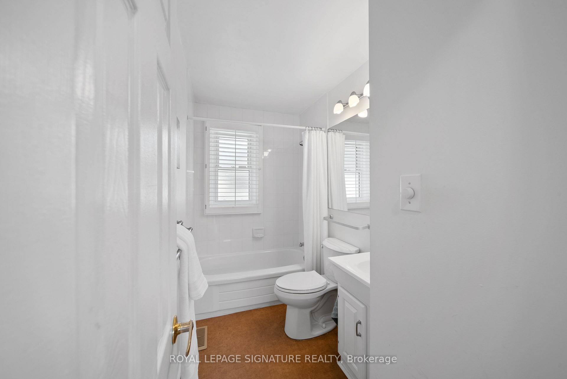 Photo 35 of 1037 Clare Avenue, Cambridge, Preston Centre — HOMEH