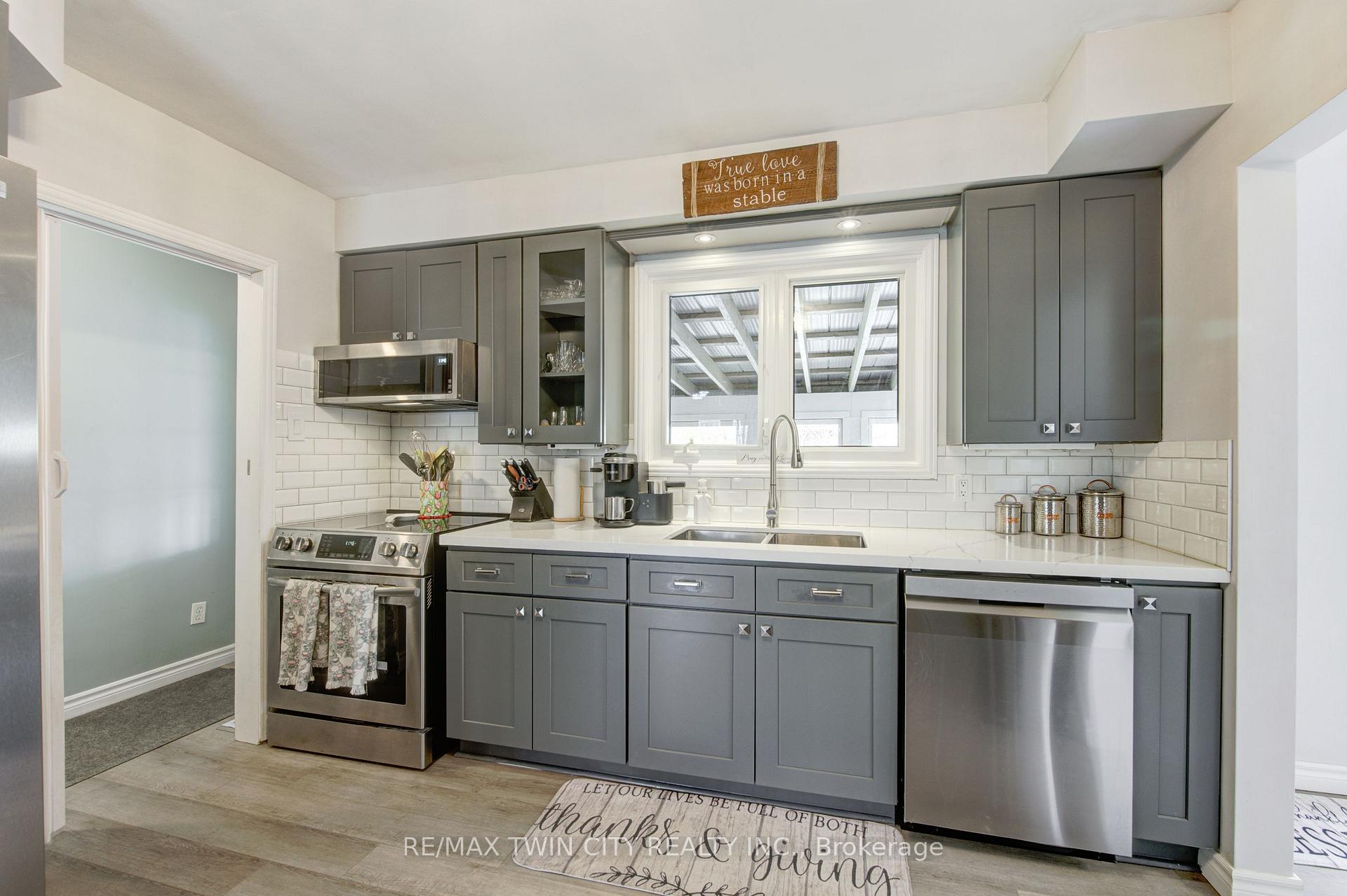 Photo 13 of 186 Shuh Avenue, Kitchener, Stanley Park — HOMEH