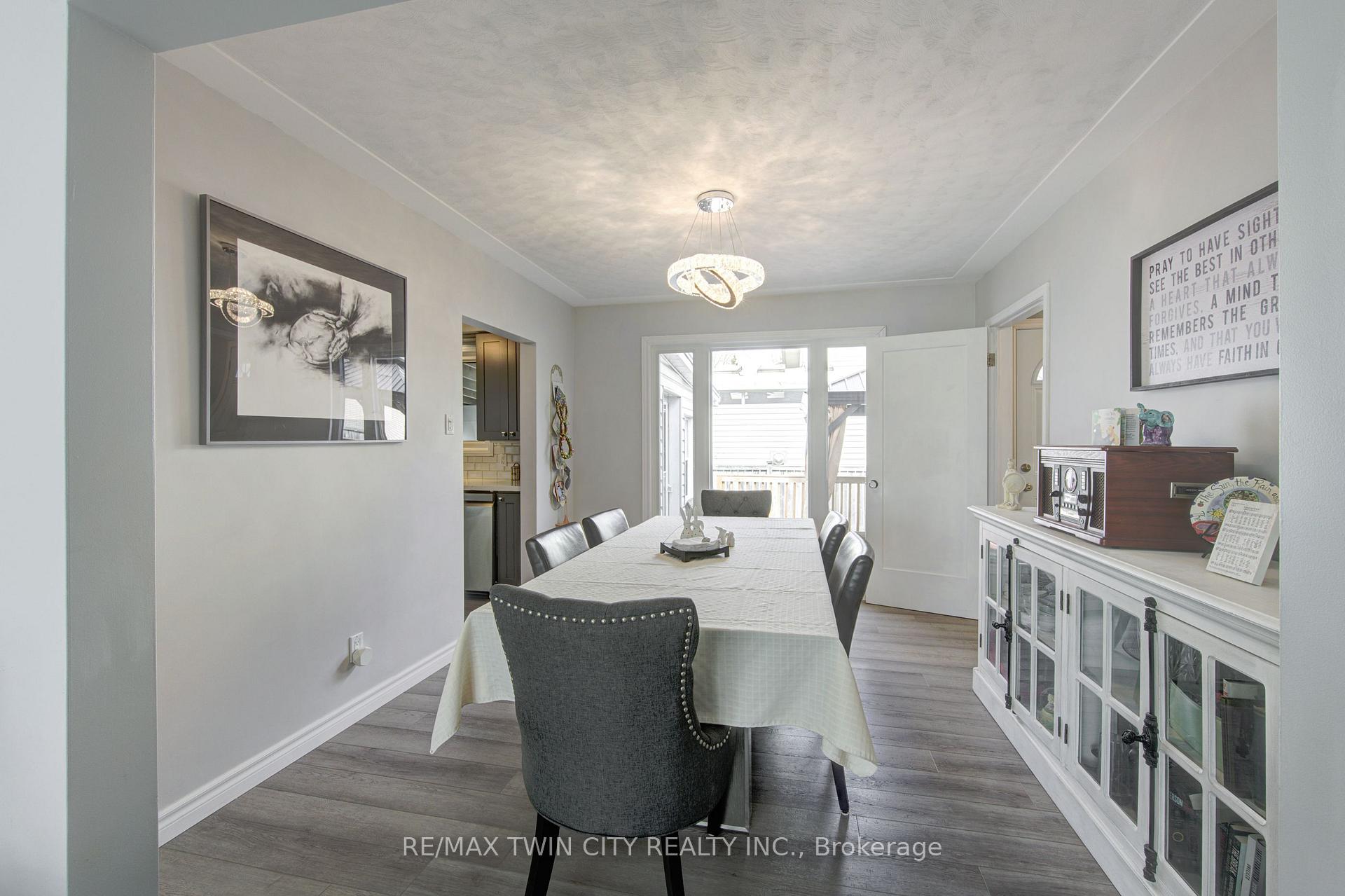 Photo 17 of 186 Shuh Avenue, Kitchener, Stanley Park — HOMEH