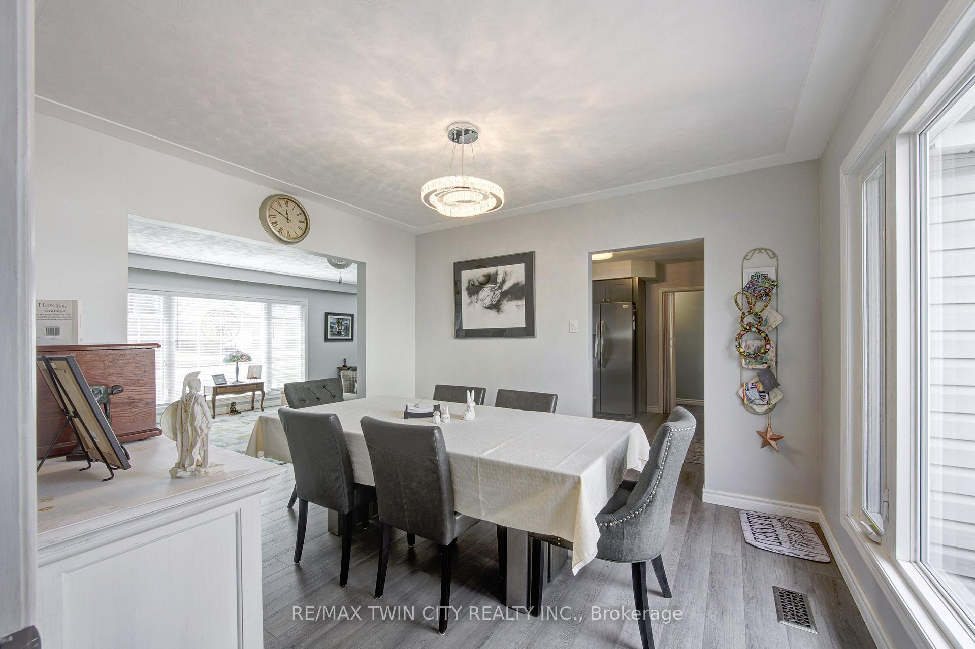 Photo 18 of 186 Shuh Avenue, Kitchener, Stanley Park — HOMEH
