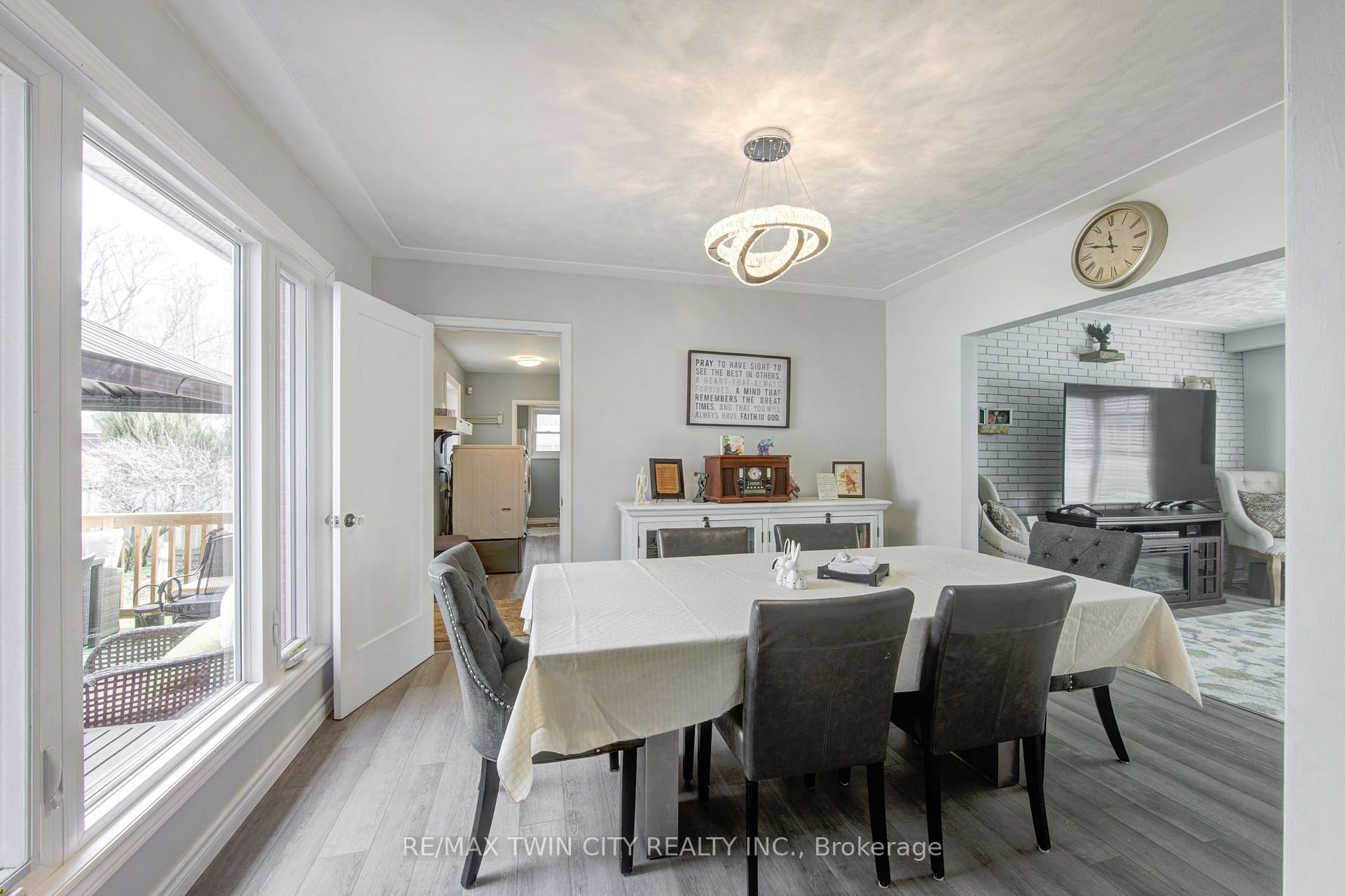 Photo 19 of 186 Shuh Avenue, Kitchener, Stanley Park — HOMEH