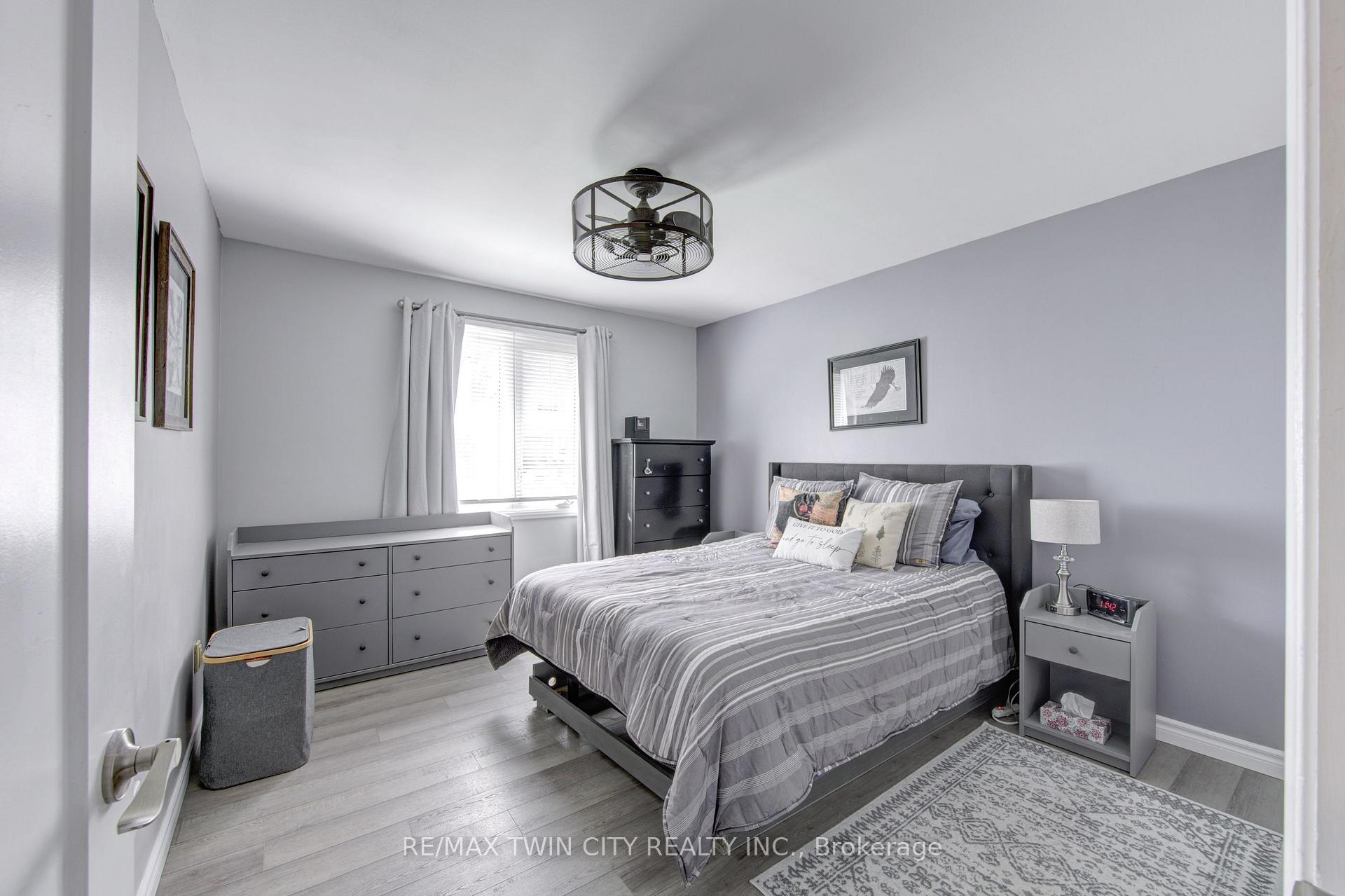 Photo 24 of 186 Shuh Avenue, Kitchener, Stanley Park — HOMEH