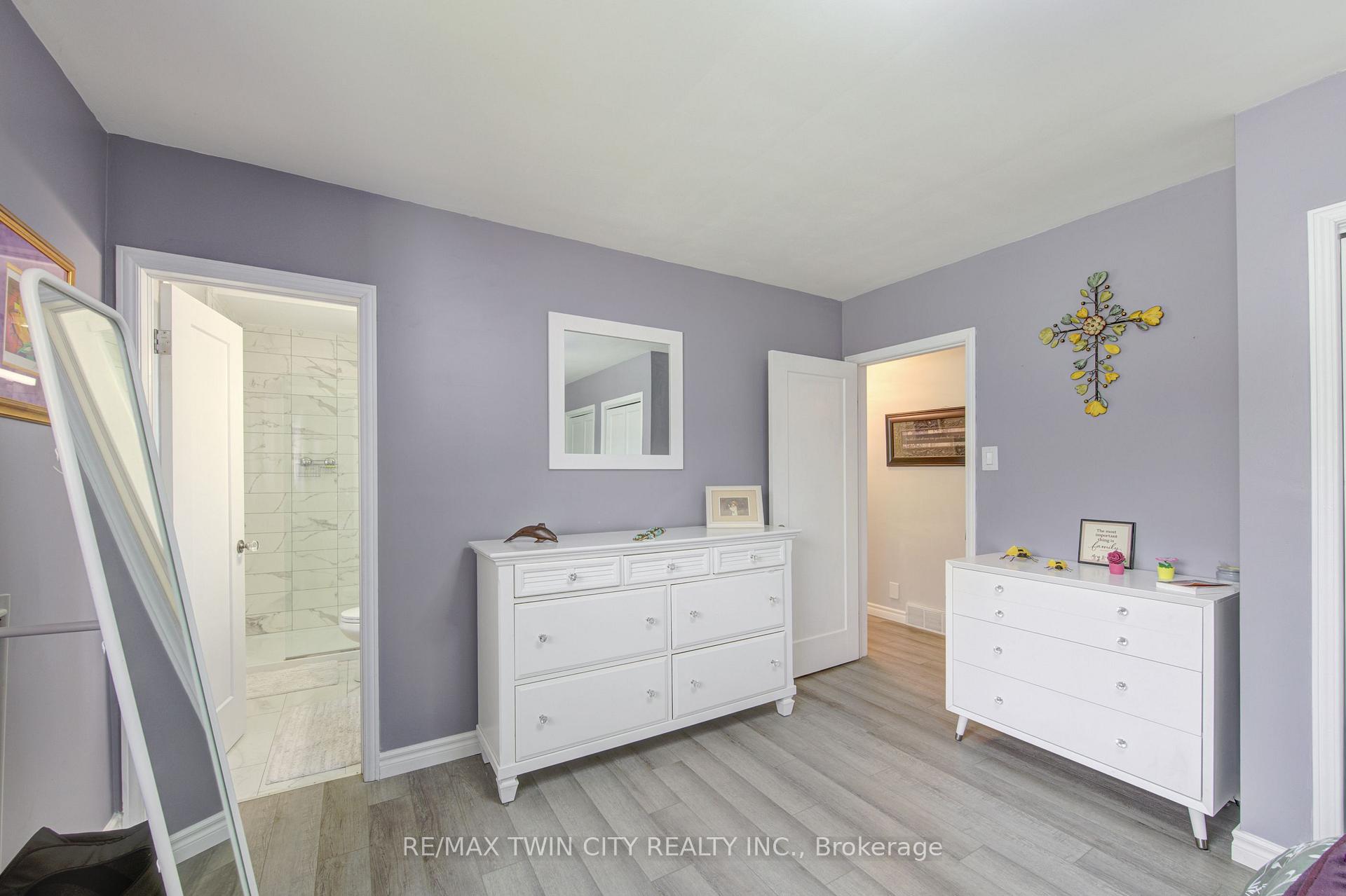 Photo 30 of 186 Shuh Avenue, Kitchener, Stanley Park — HOMEH