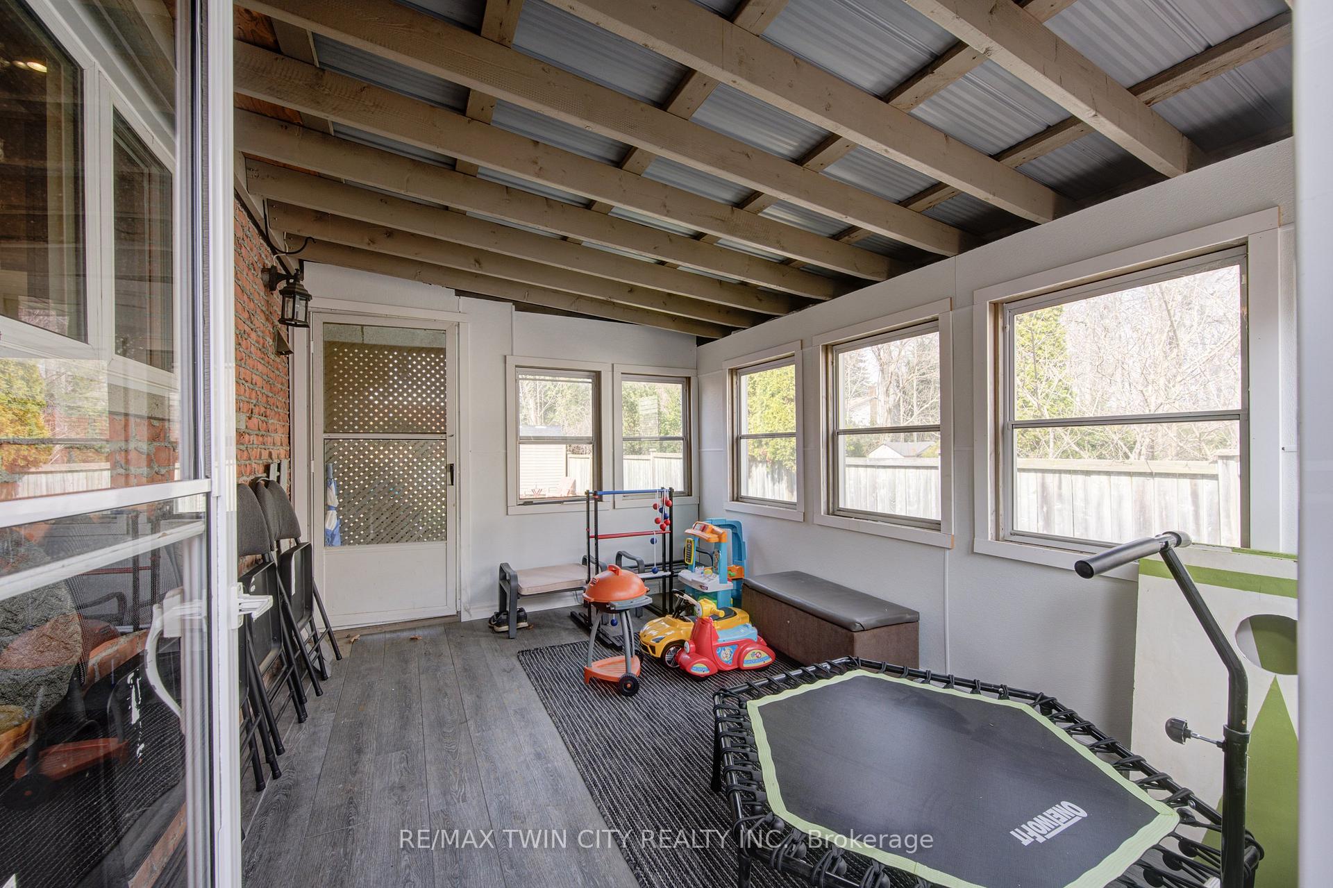 Photo 43 of 186 Shuh Avenue, Kitchener, Stanley Park — HOMEH