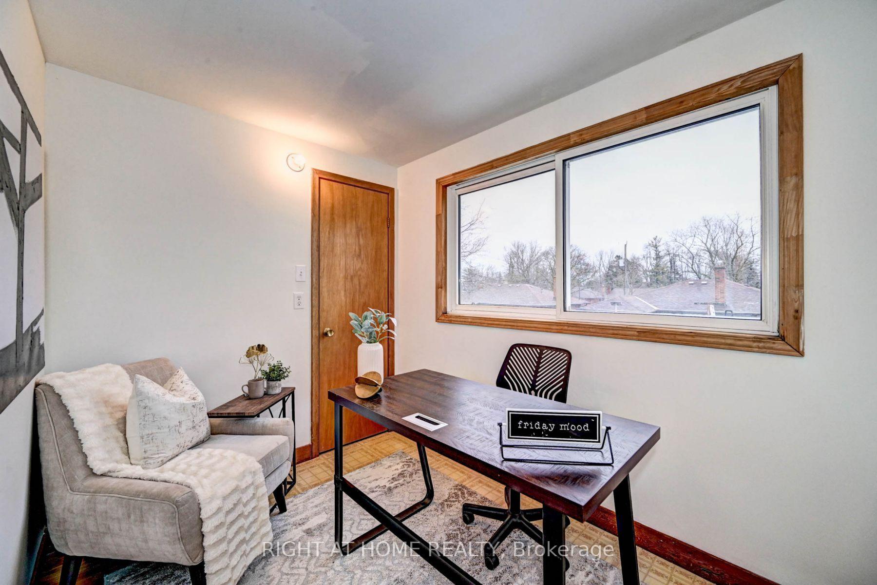 Photo 14 of 45 Philip Avenue, Guelph, General Hospital — HOMEH