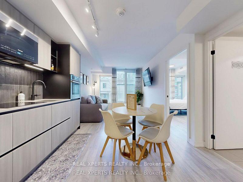 Photo 3 of Unit 404, 2 Augusta Avenue, Toronto, Waterfront Communities — HOMEH