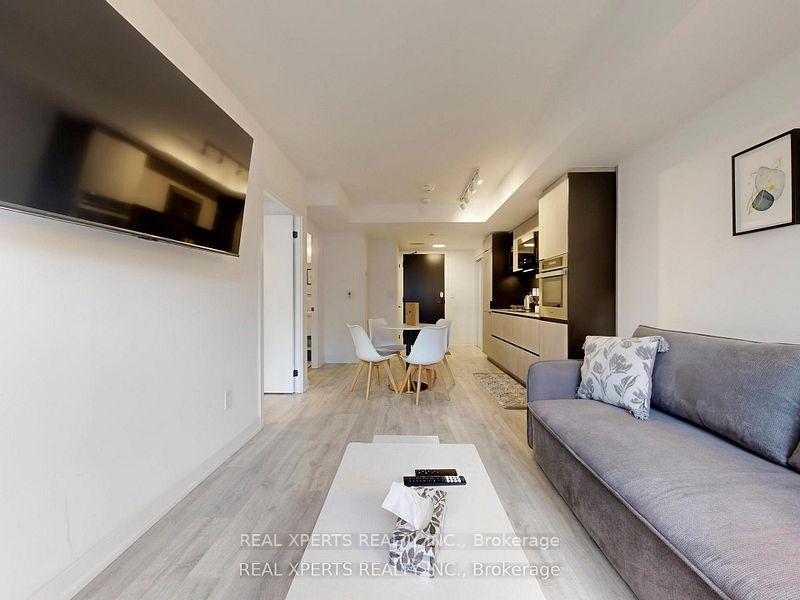 Photo 4 of Unit 404, 2 Augusta Avenue, Toronto, Waterfront Communities — HOMEH