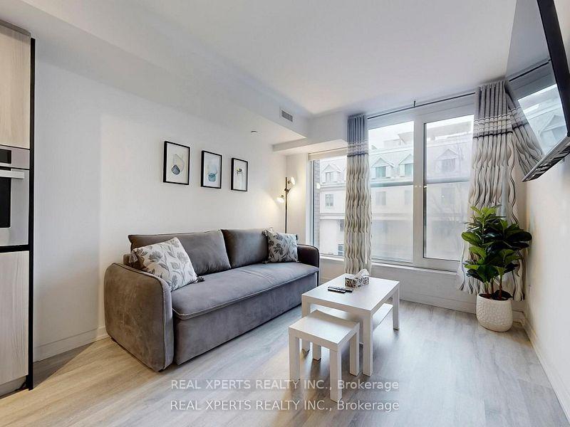 Photo 6 of Unit 404, 2 Augusta Avenue, Toronto, Waterfront Communities — HOMEH