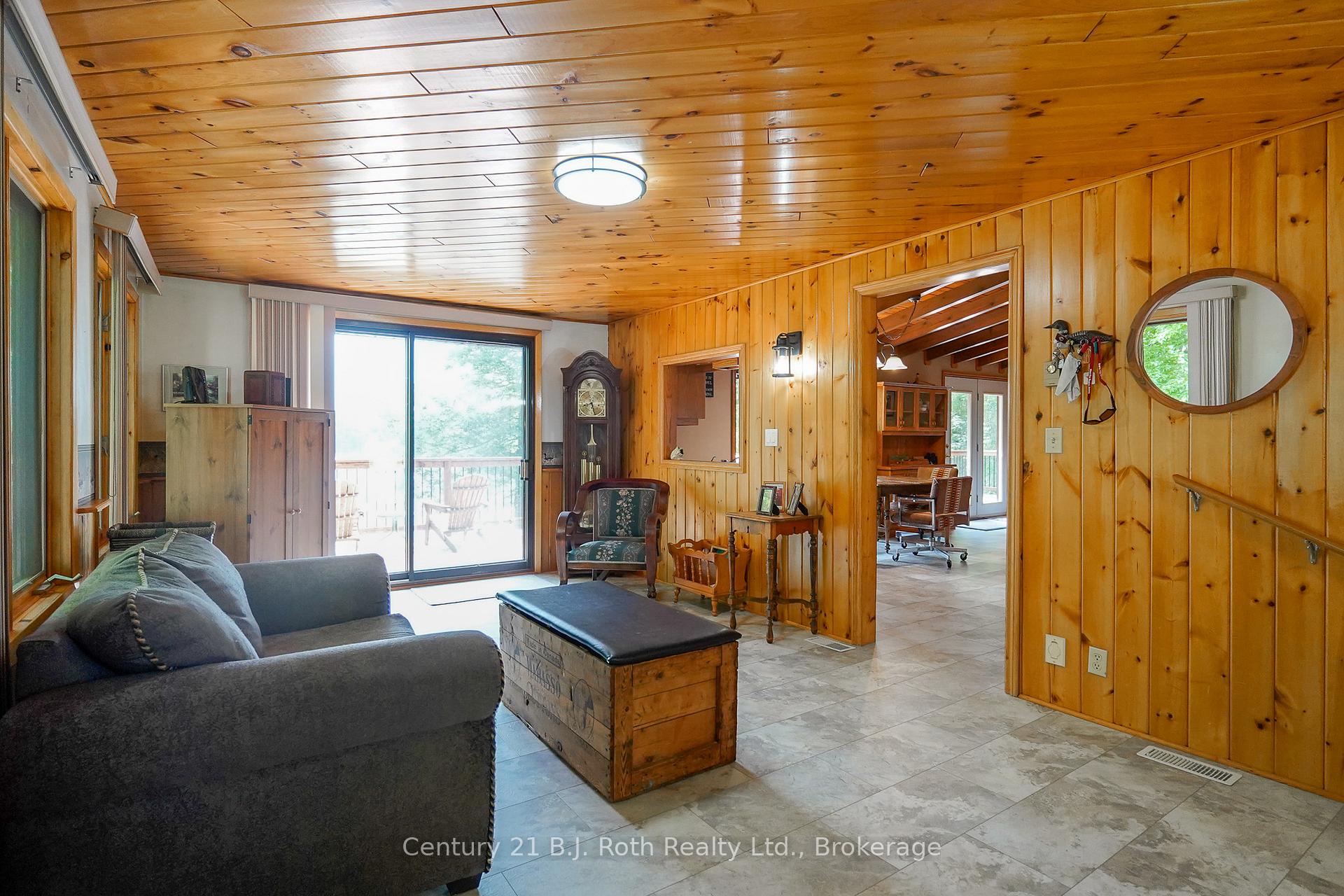 Photo 19 of 169 Odd'S Drive, Parry Sound Remote Area, Restoule — HOMEH