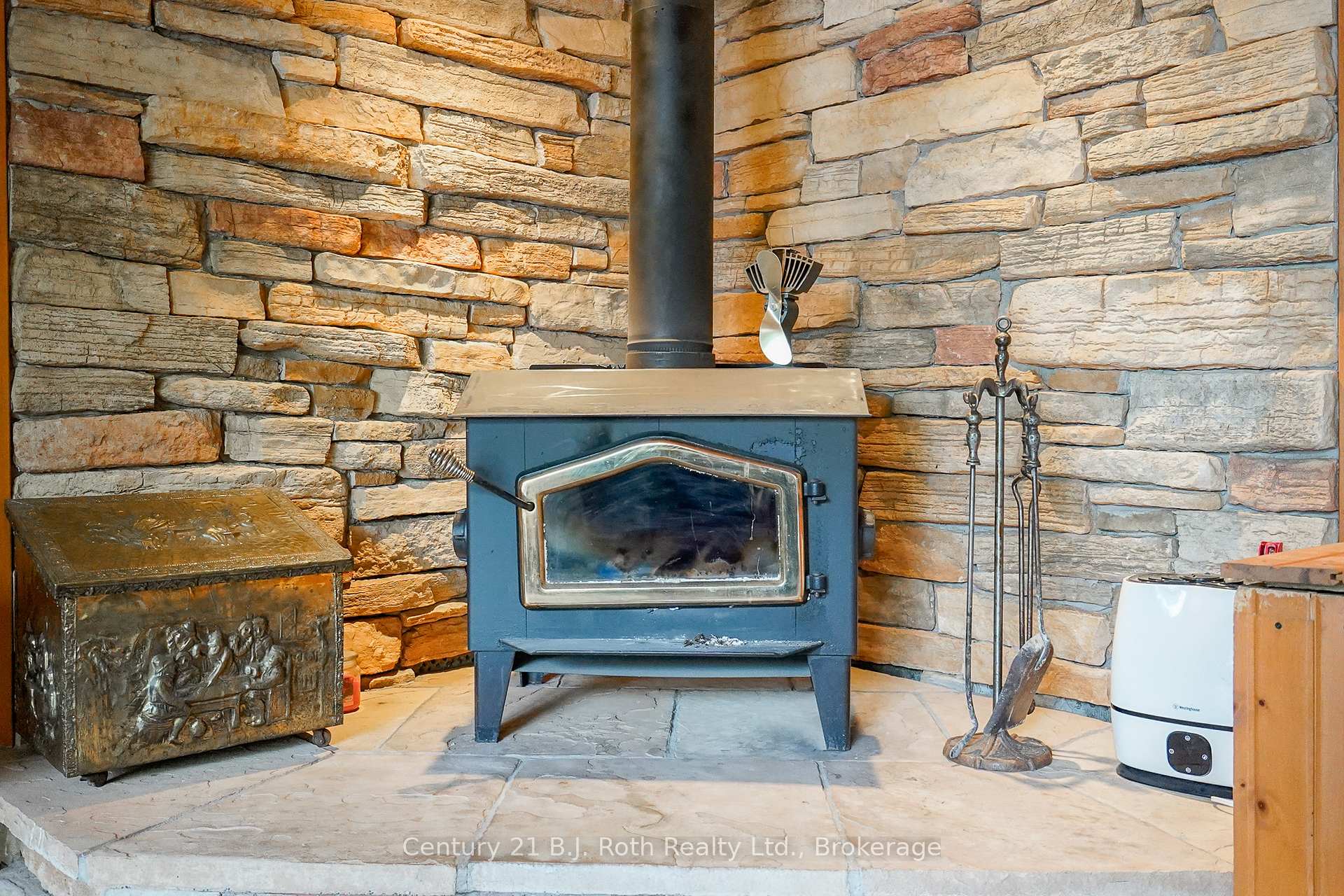 Photo 21 of 169 Odd'S Drive, Parry Sound Remote Area, Restoule — HOMEH