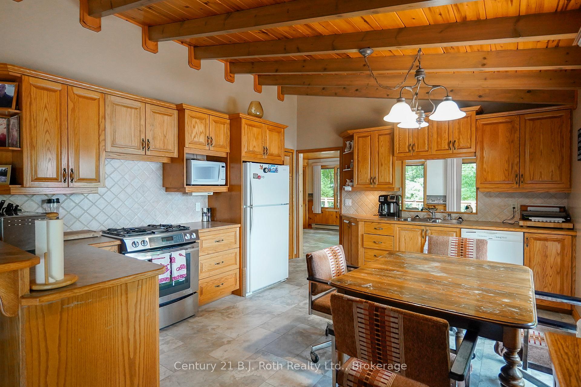 Photo 31 of 169 Odd'S Drive, Parry Sound Remote Area, Restoule — HOMEH