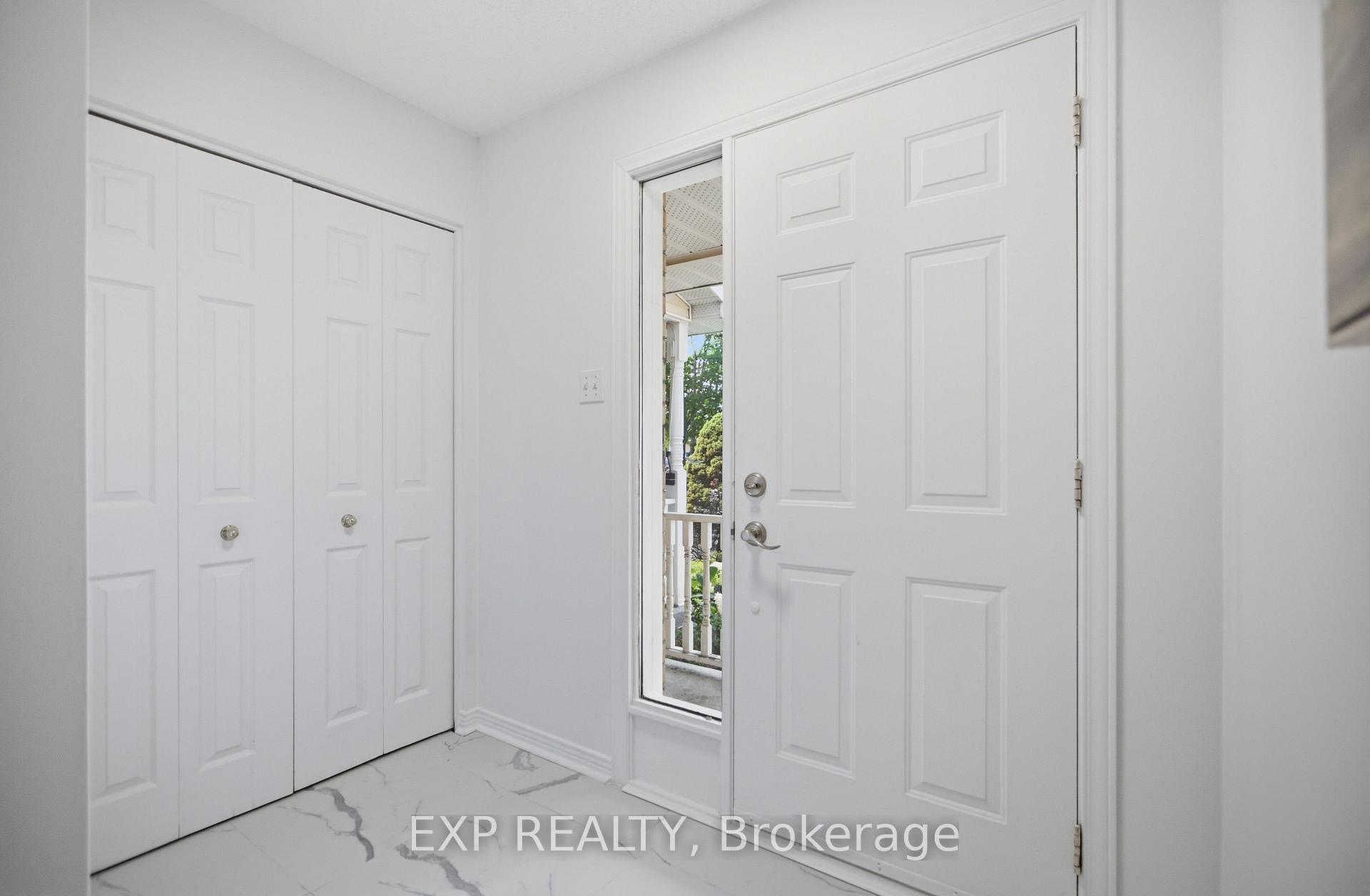 Photo 3 of 17 Kathleen Crescent, Ottawa, Stittsville (Central) — HOMEH