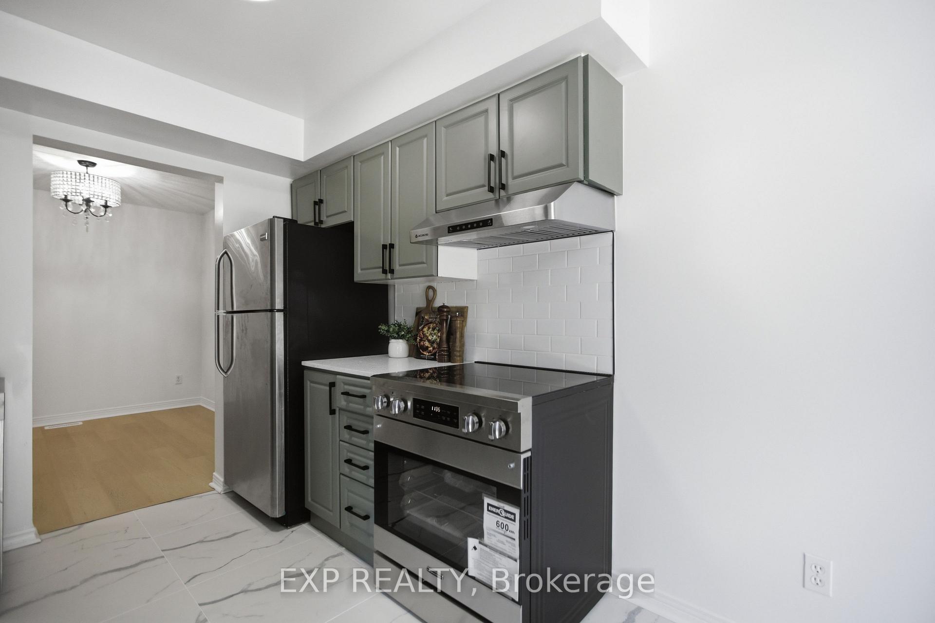 Photo 6 of 17 Kathleen Crescent, Ottawa, Stittsville (Central) — HOMEH