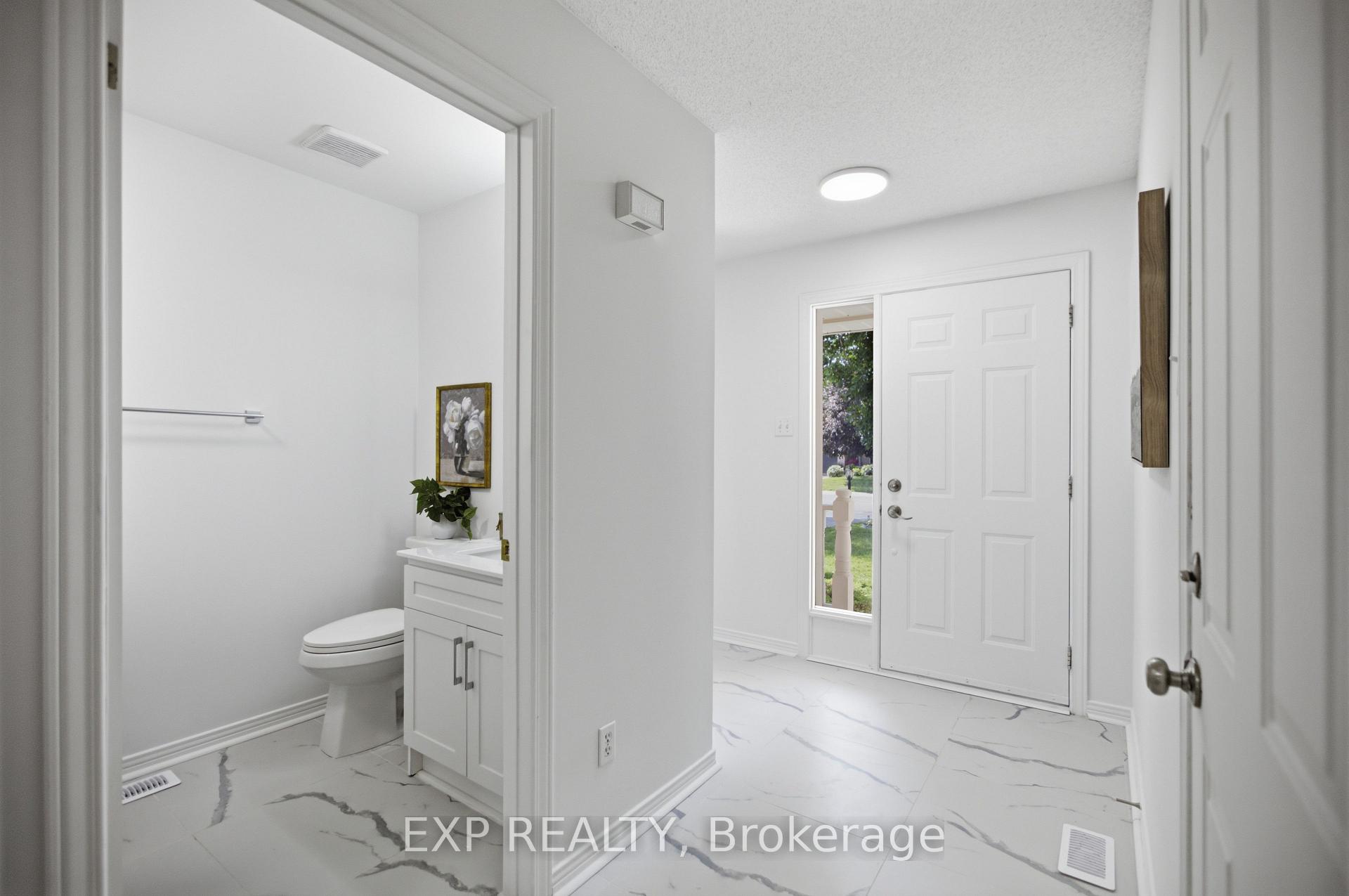 Photo 12 of 17 Kathleen Crescent, Ottawa, Stittsville (Central) — HOMEH