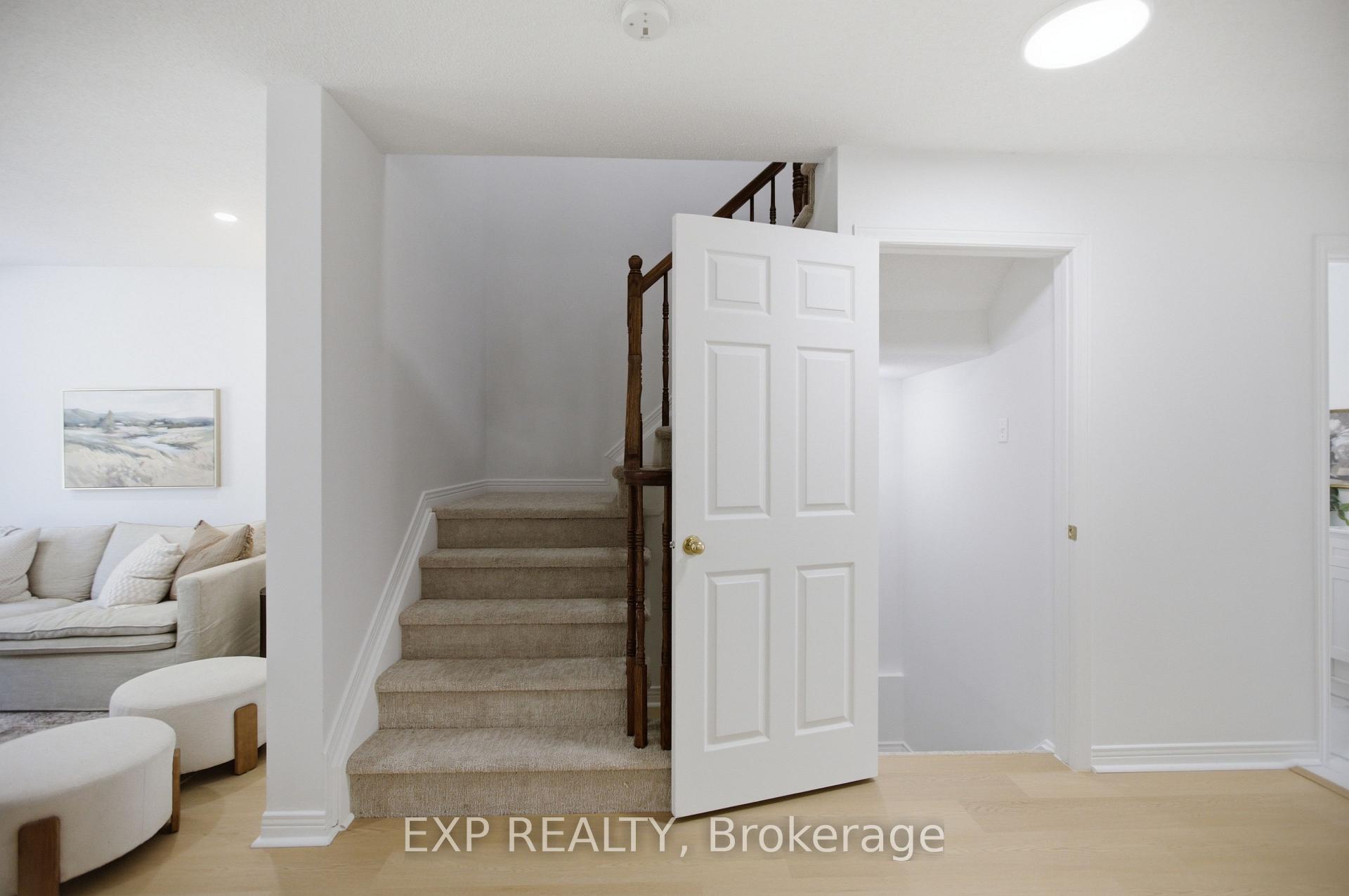 Photo 15 of 17 Kathleen Crescent, Ottawa, Stittsville (Central) — HOMEH