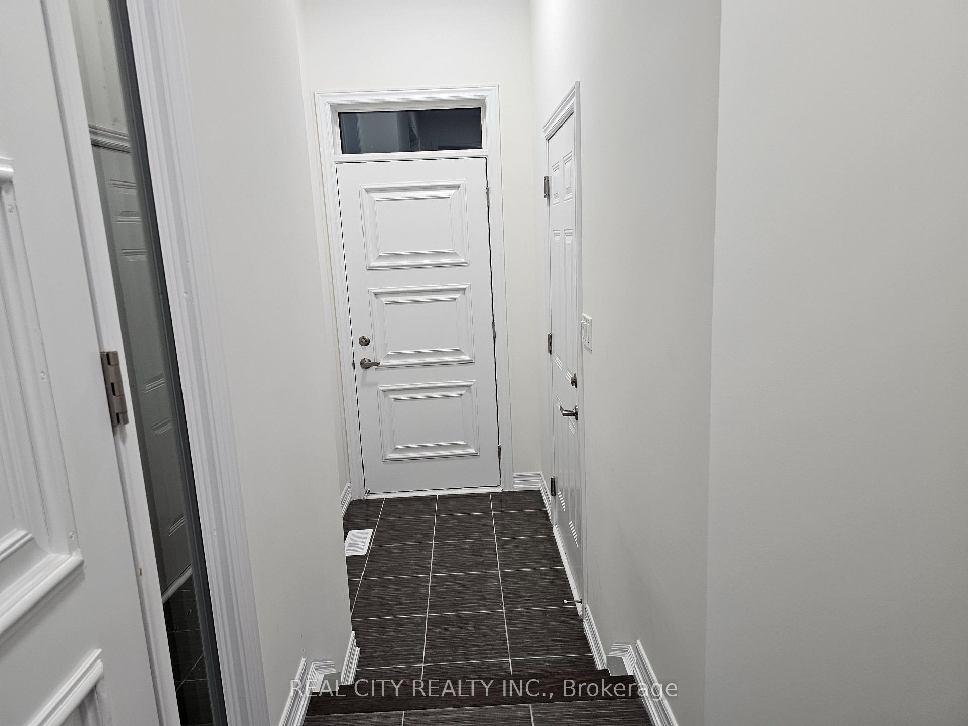 Photo 5 of 2873 Whites Road, Pickering, Rural Pickering — HOMEH