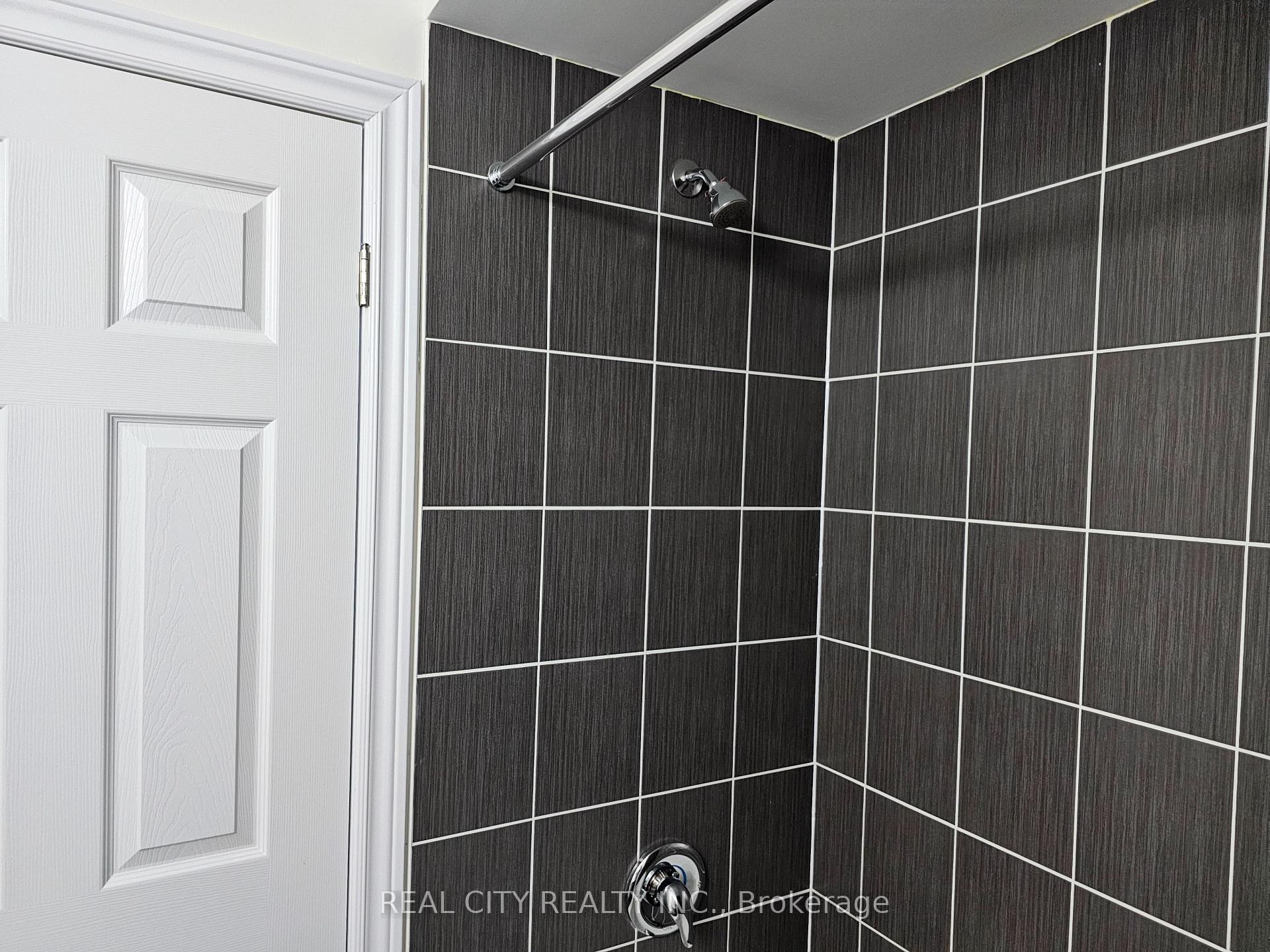 Photo 26 of 2873 Whites Road, Pickering, Rural Pickering — HOMEH