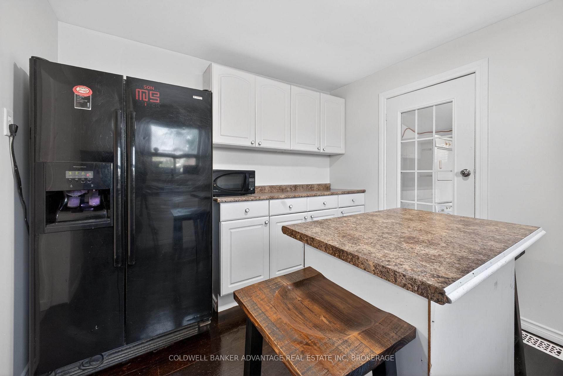 Photo 13 of 614 Waterloo Street, Hamilton, Parkview — HOMEH