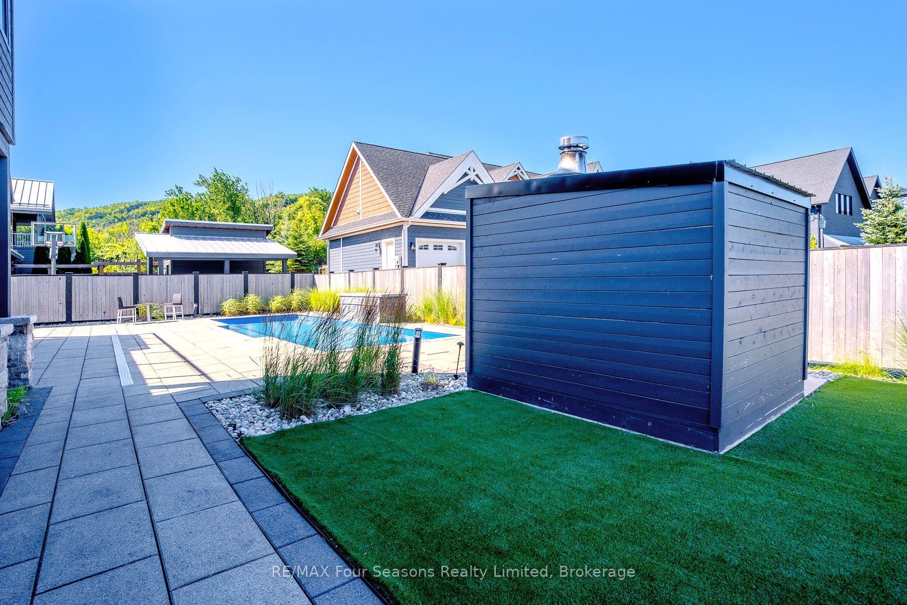 Photo 71 of 116 Arnot Crescent, Blue Mountains — HOMEH