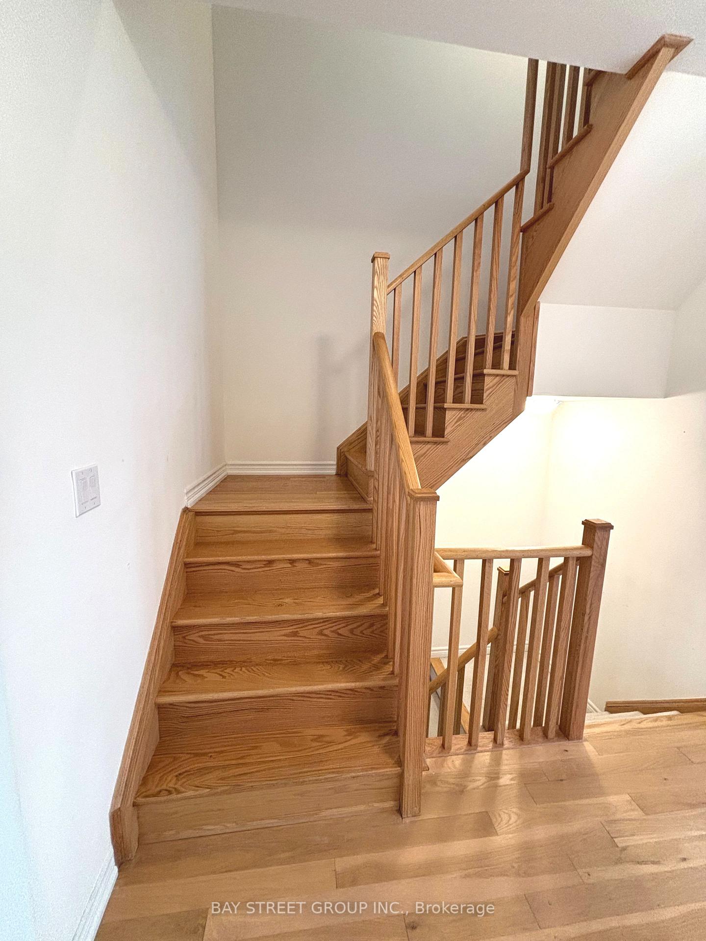 Photo 10 of 23 Imperial College Lane, Markham, Wismer — HOMEH