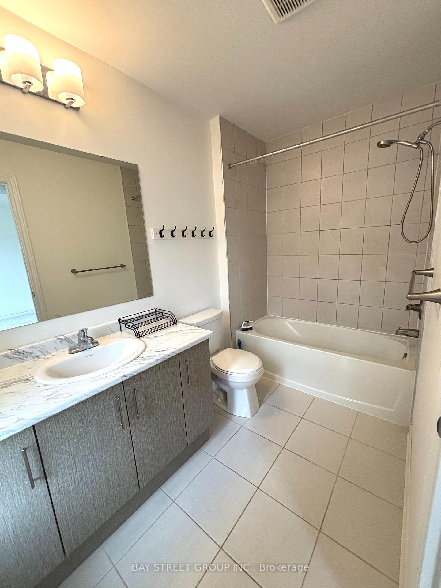 Photo 13 of 23 Imperial College Lane, Markham, Wismer — HOMEH