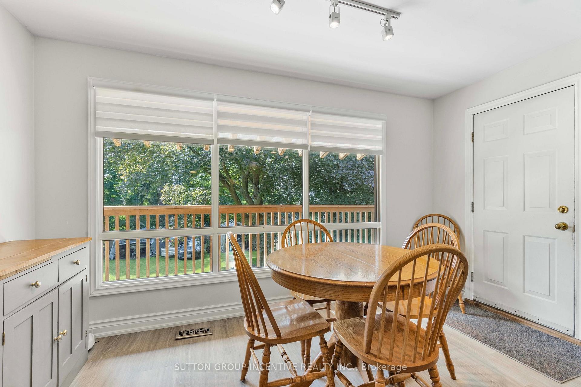 Photo 12 of 149 Blake Street, Barrie, North Shore — HOMEH