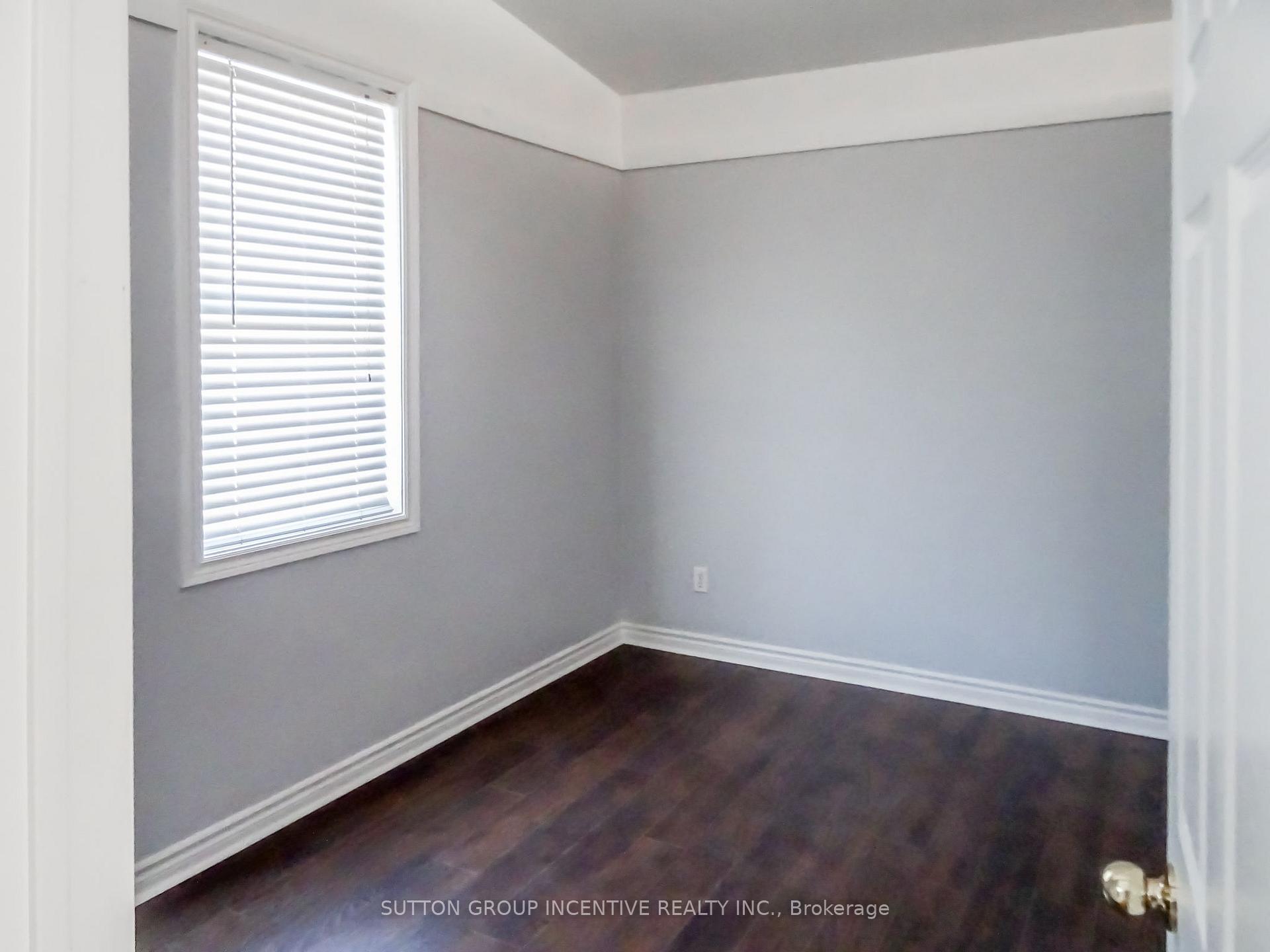 Photo 35 of 149 Blake Street, Barrie, North Shore — HOMEH