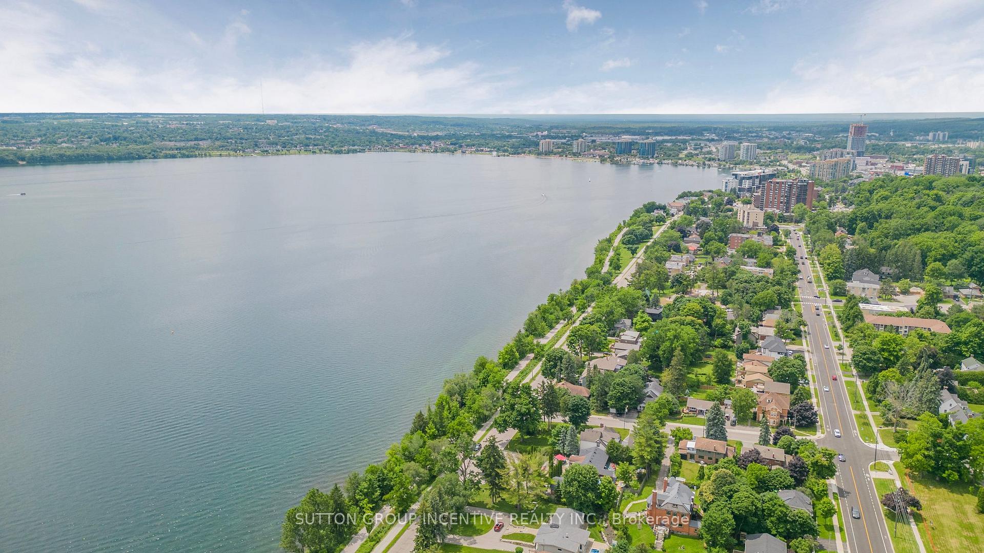 Photo 48 of 149 Blake Street, Barrie, North Shore — HOMEH