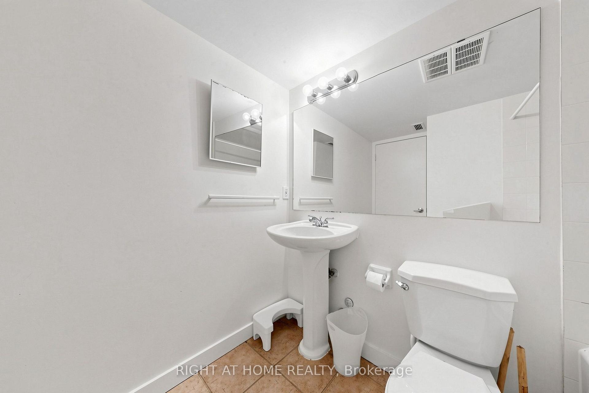 Photo 23 of Unit 501, 77 Lombard Street, Toronto, Church-Yonge Corridor — HOMEH