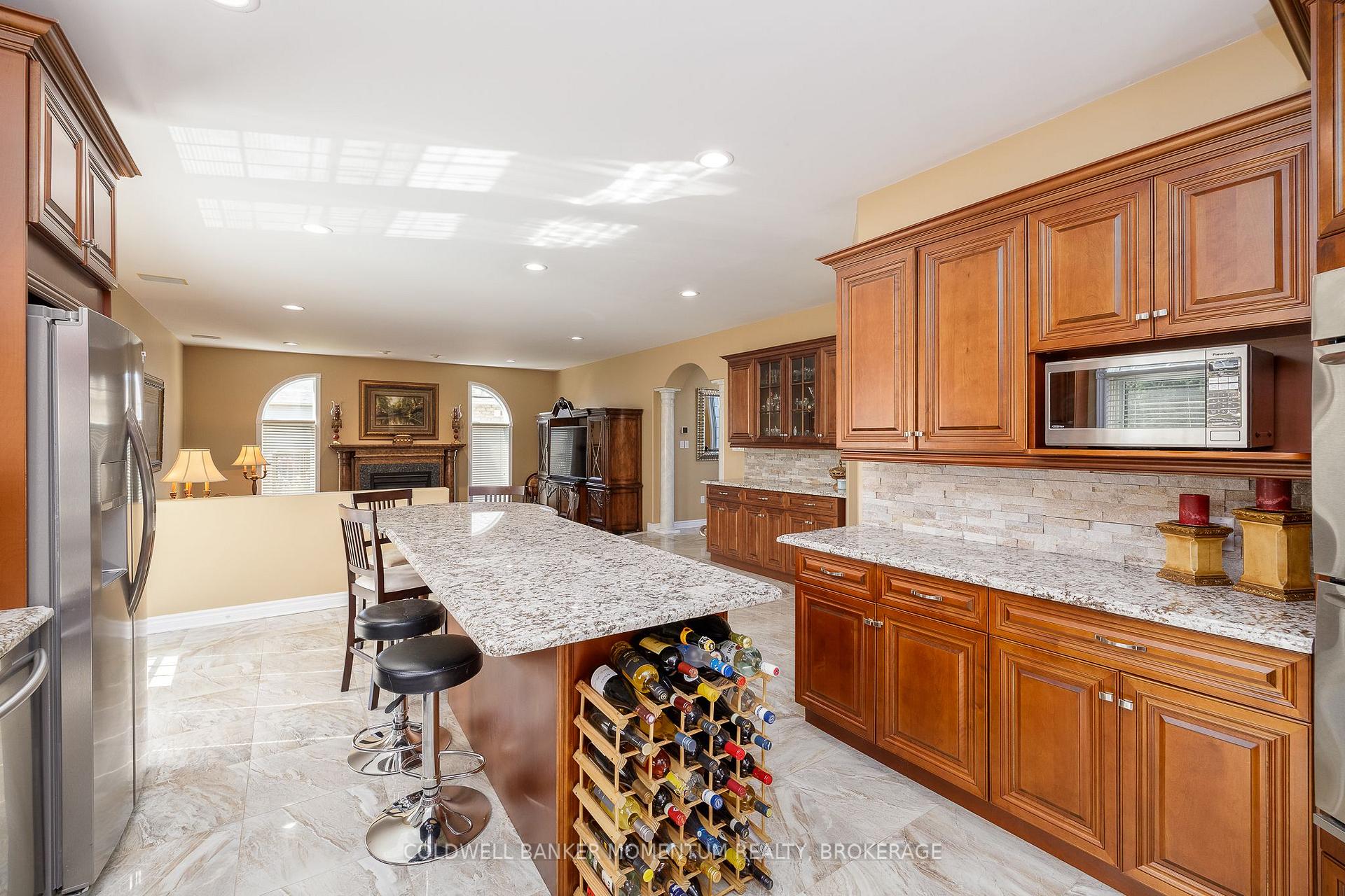 Photo 11 of 5246 Marcel Crescent, Niagara Falls, Morrison — HOMEH