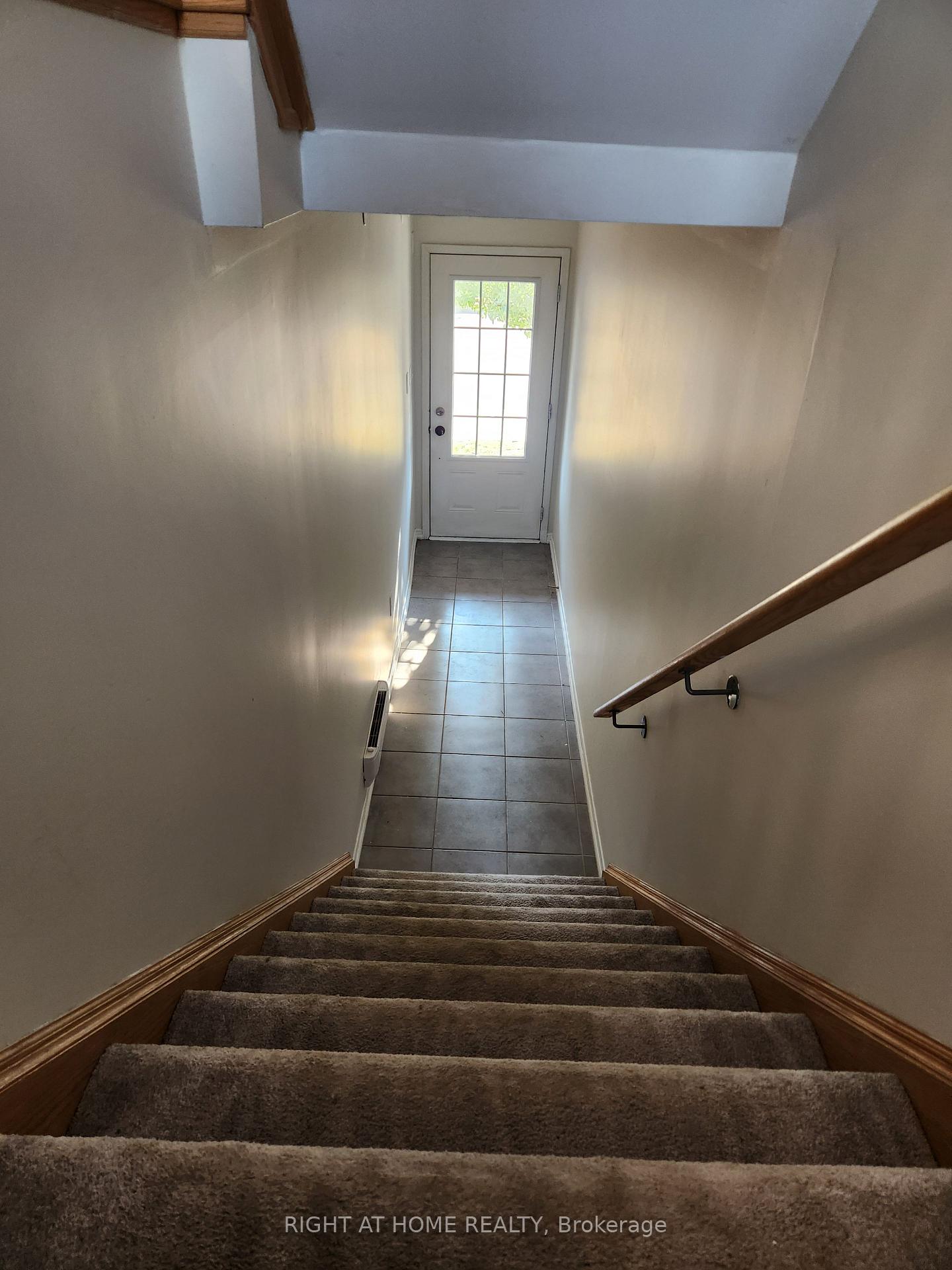 Photo 5 of 2564 Bromus Path, Oshawa, Windfields — HOMEH